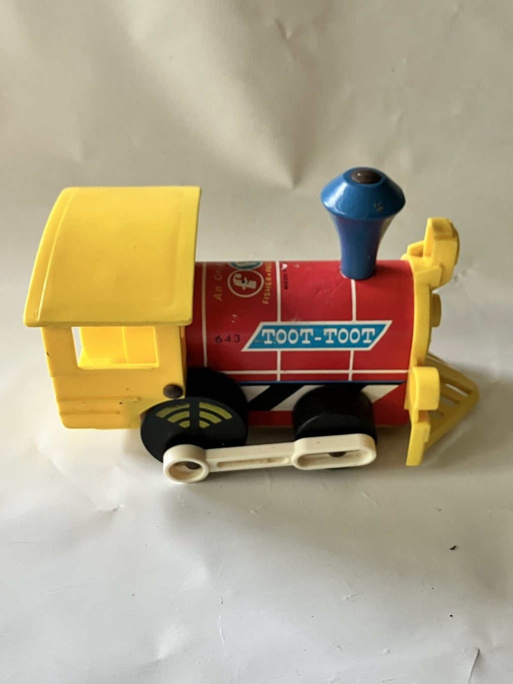 Vintage Fisher Price Toot Toot Train Engine #643 1960s Wooden Body Pull Toy