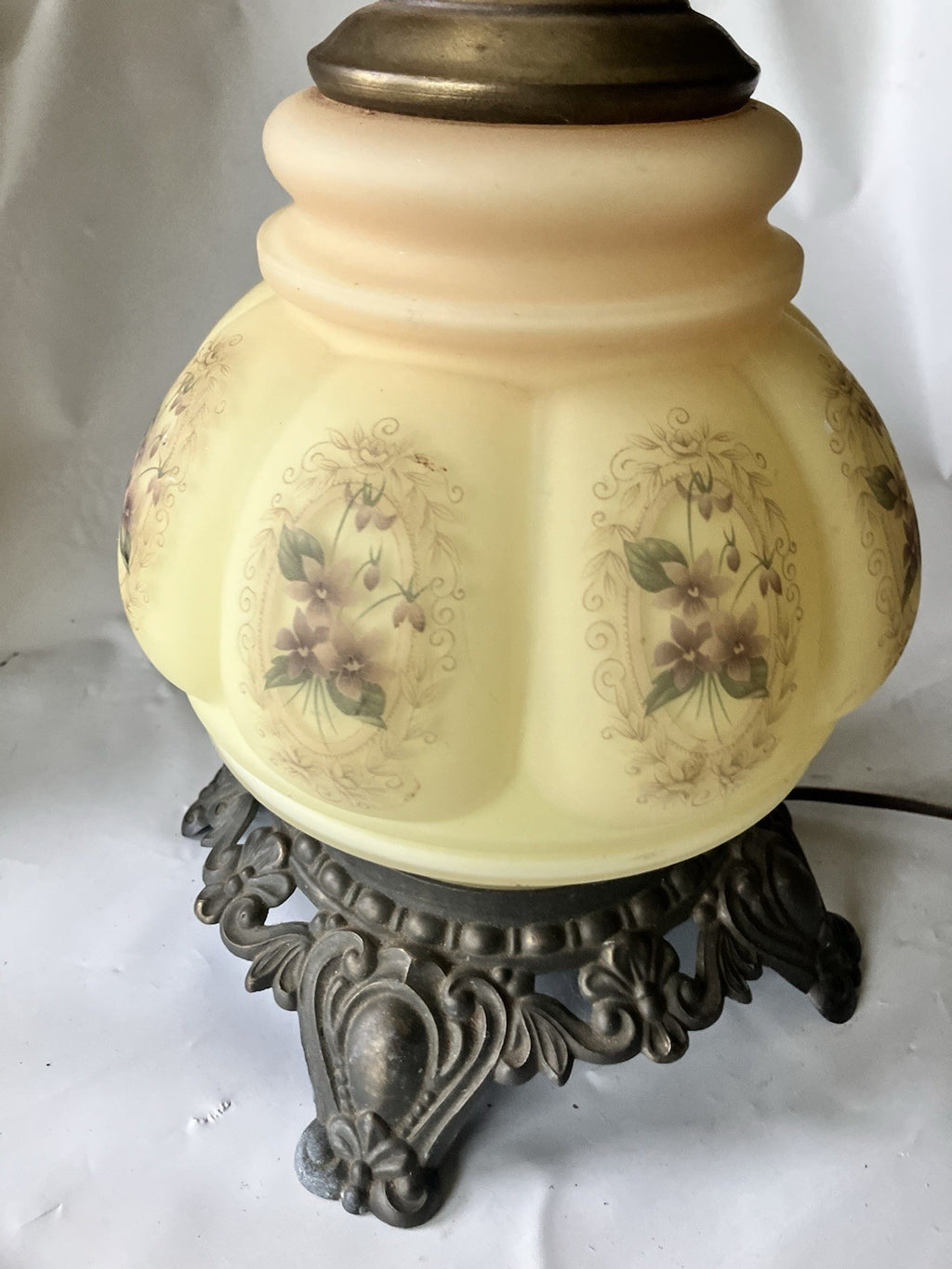 Vintage Hurricane GWTW Electric Lamp Yellow Hand painted Florals Base Only WORKS