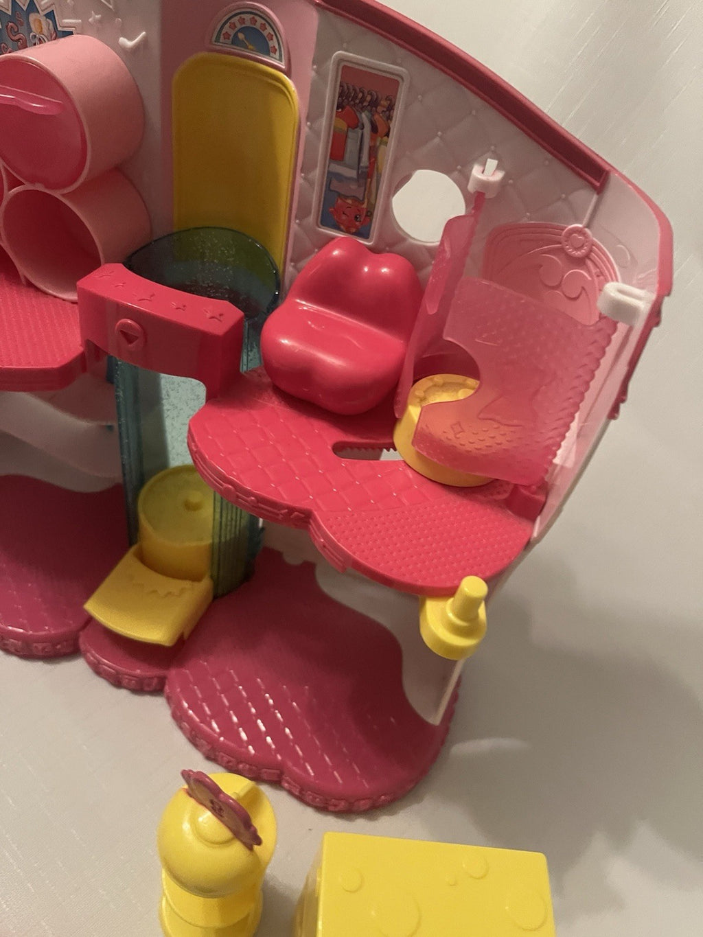 Season 3 Lot Shopkins Fashion Boutique And Hula Hut EUC 12 Total Figures