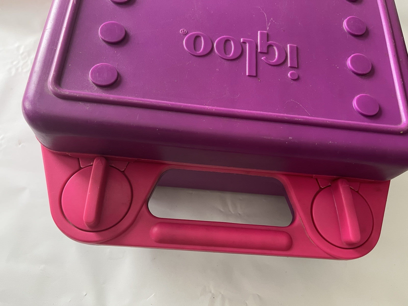 Vintage Igloo Turn Lock Lunchbox Purple/Pink 1990s EUC