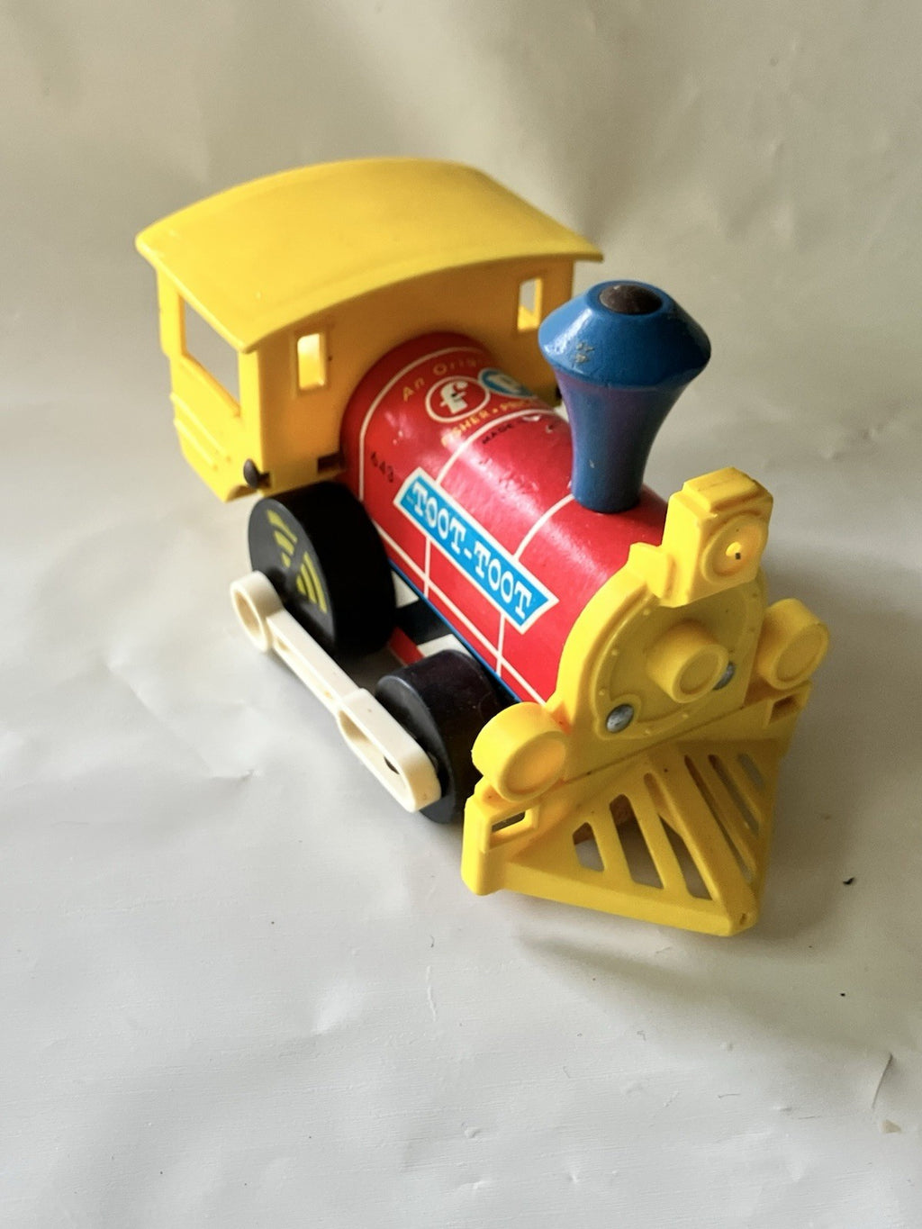 Vintage Fisher Price Toot Toot Train Engine #643 1960s Wooden Body Pull Toy