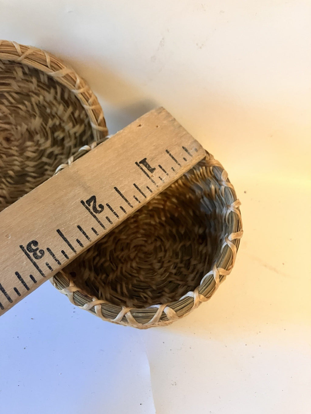 Vintage 3” Tall/Round Small Papago Woven Basket With Lid; Excellent Condition.