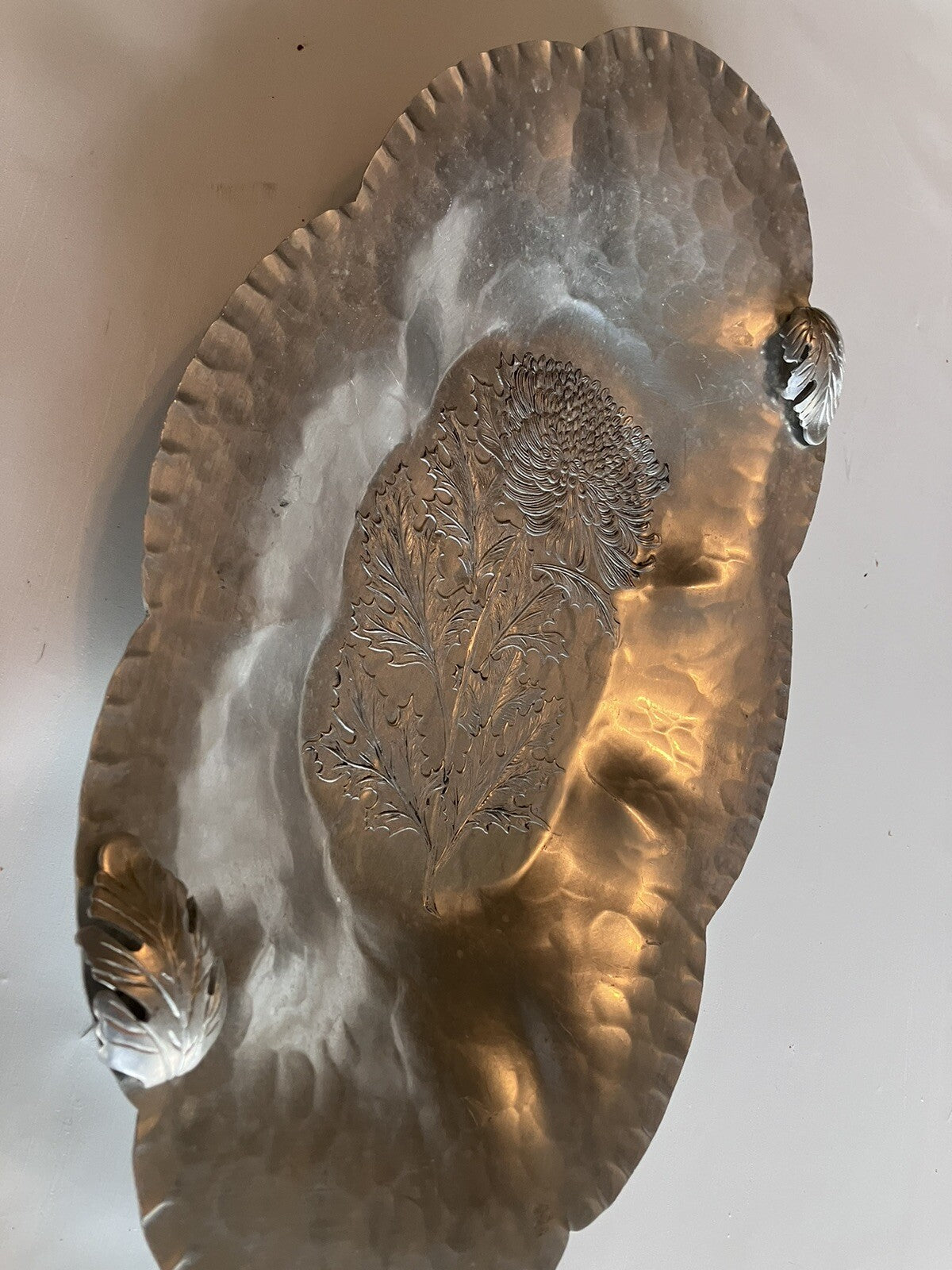 Vtg Continental Trademark Hand Wrought Aluminum Oval Tray Floral Scalloped Edge
