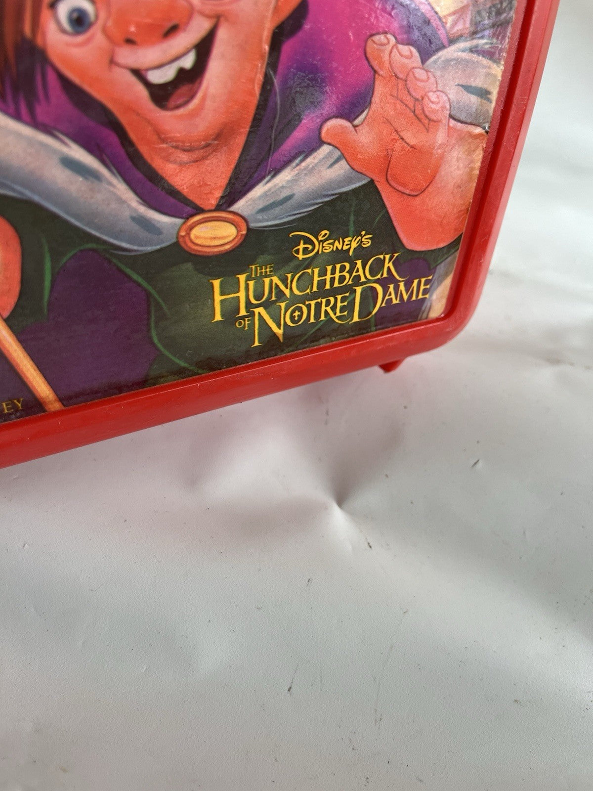 Retro 1990’s Red Aladdin Lunchbox Of Disney Hunchback Of Notre Dame
