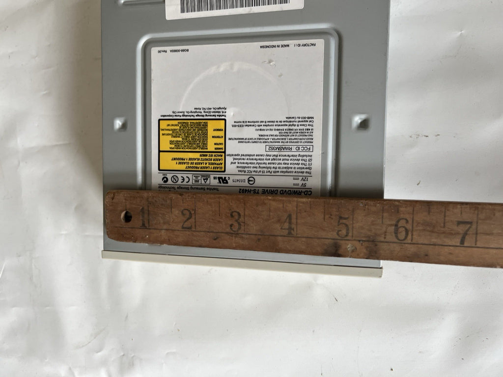 Samsung CD-RW/DVD Drive TS-H492; 2005.