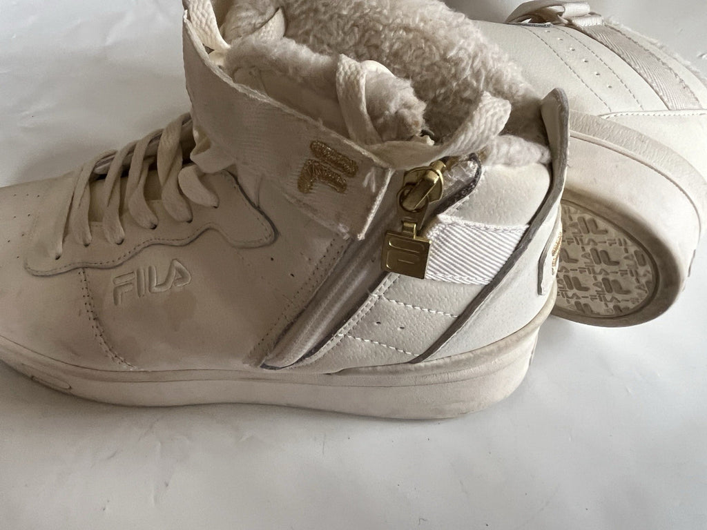 Women’s Size 10 High Top White FILA Leather Sneakers With Fleece, Zipper, GUC