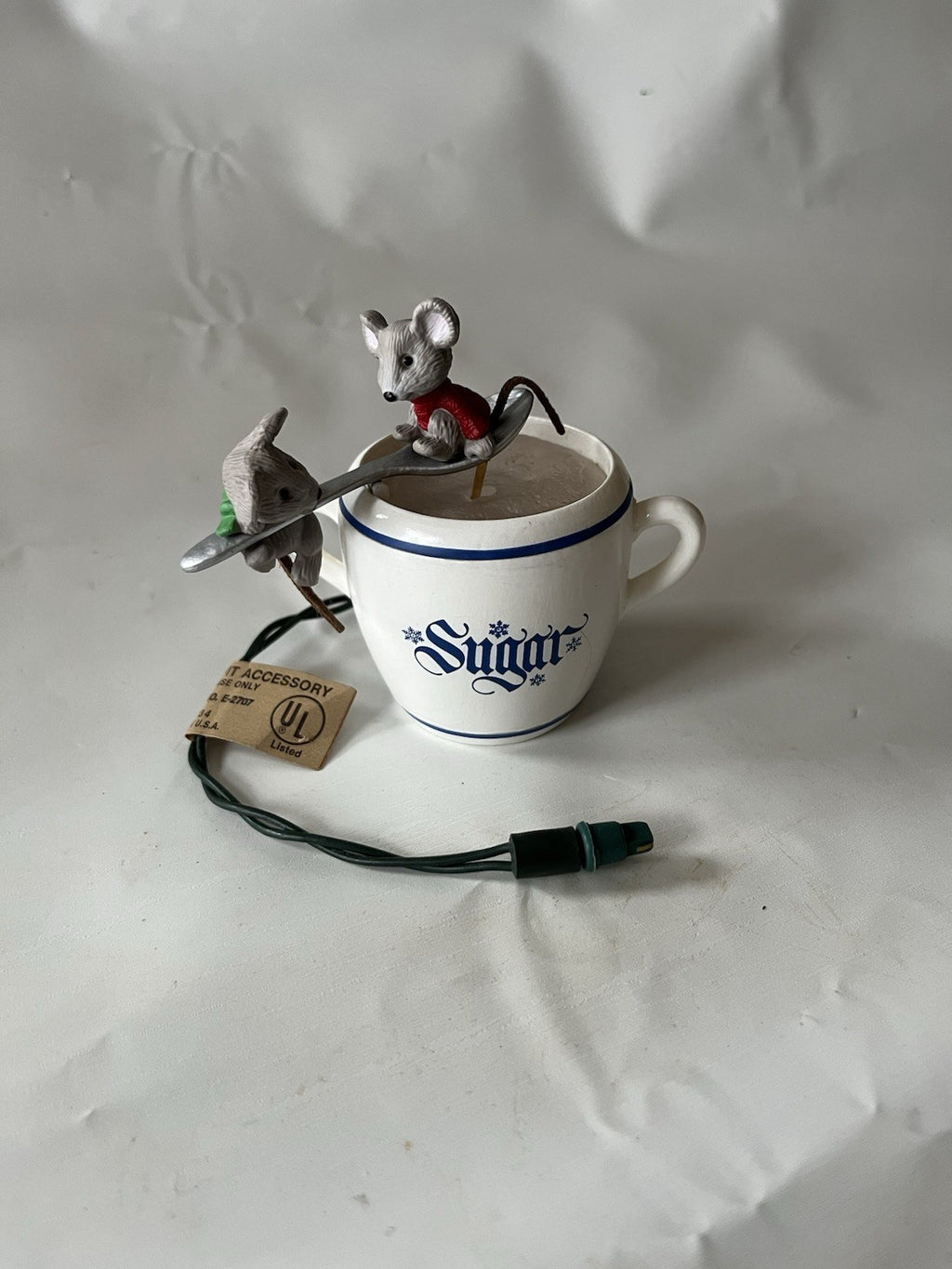 Hallmark LOVING SPOONFUL  1989  Magic: Light & Motion Decoration; See Photos