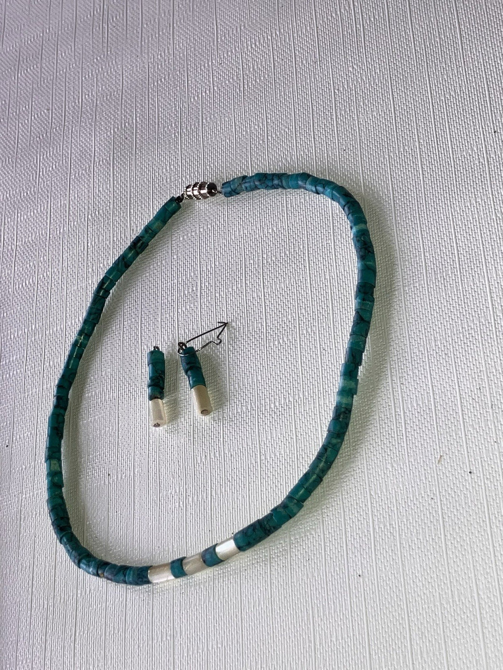 Turquoise And Opaque Beaded Necklace