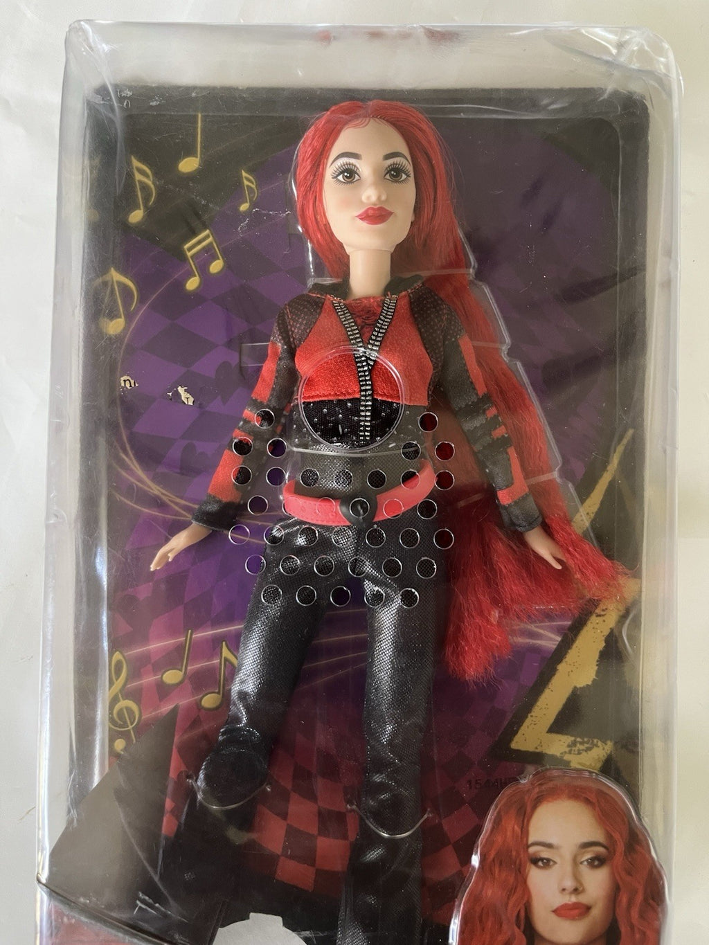 Disney Descendants The Rise of Red Singing Doll Sings Seeing Red New Damaged Box