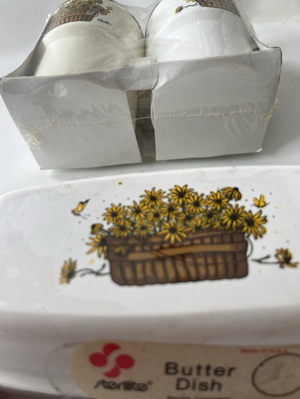 Vintage NOS Sterlite Daisy S/P Shaker And Butter Dish