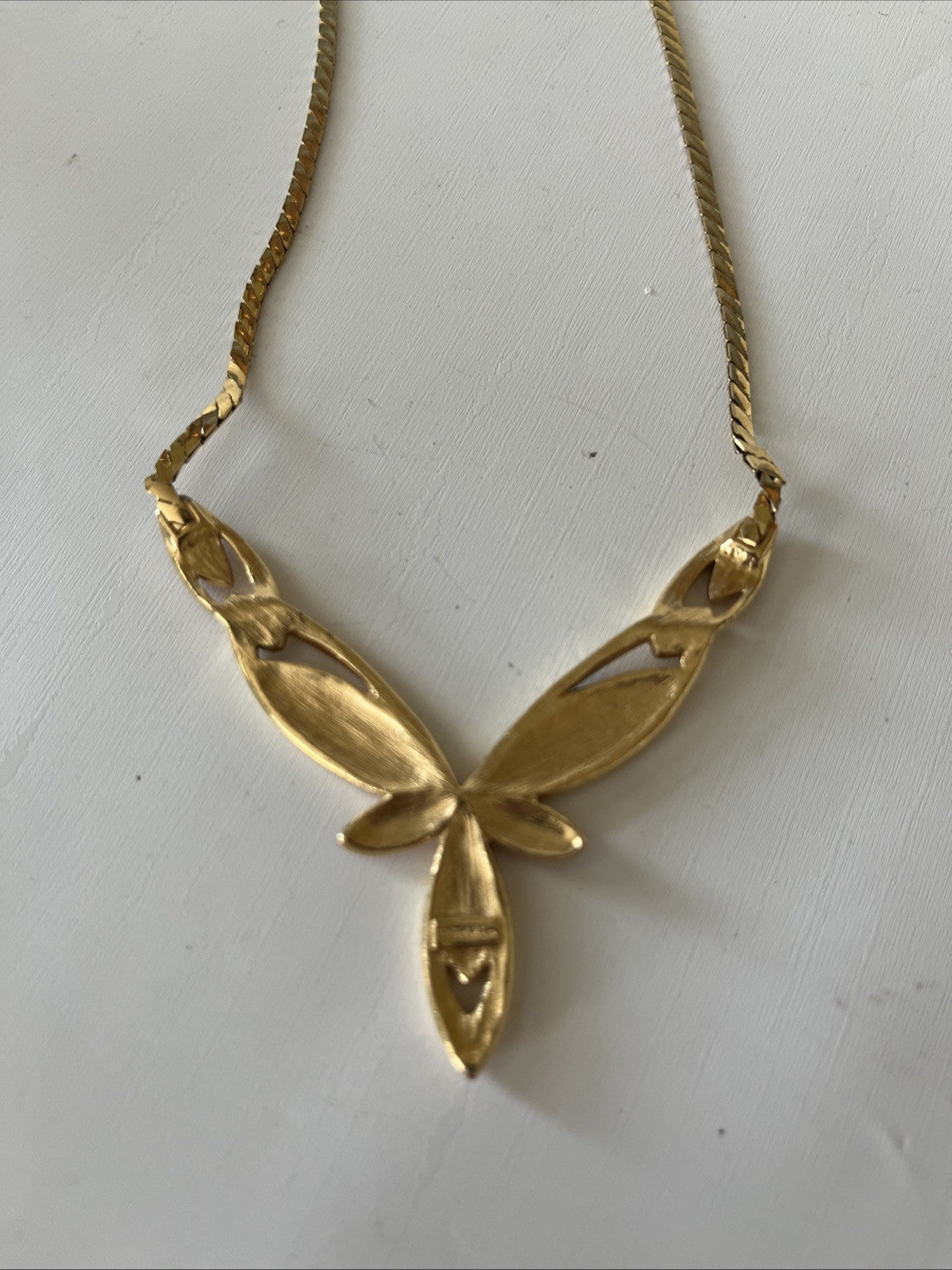 Vintage 1980s Trifari Red Enameled Gold Tone Collar Necklace