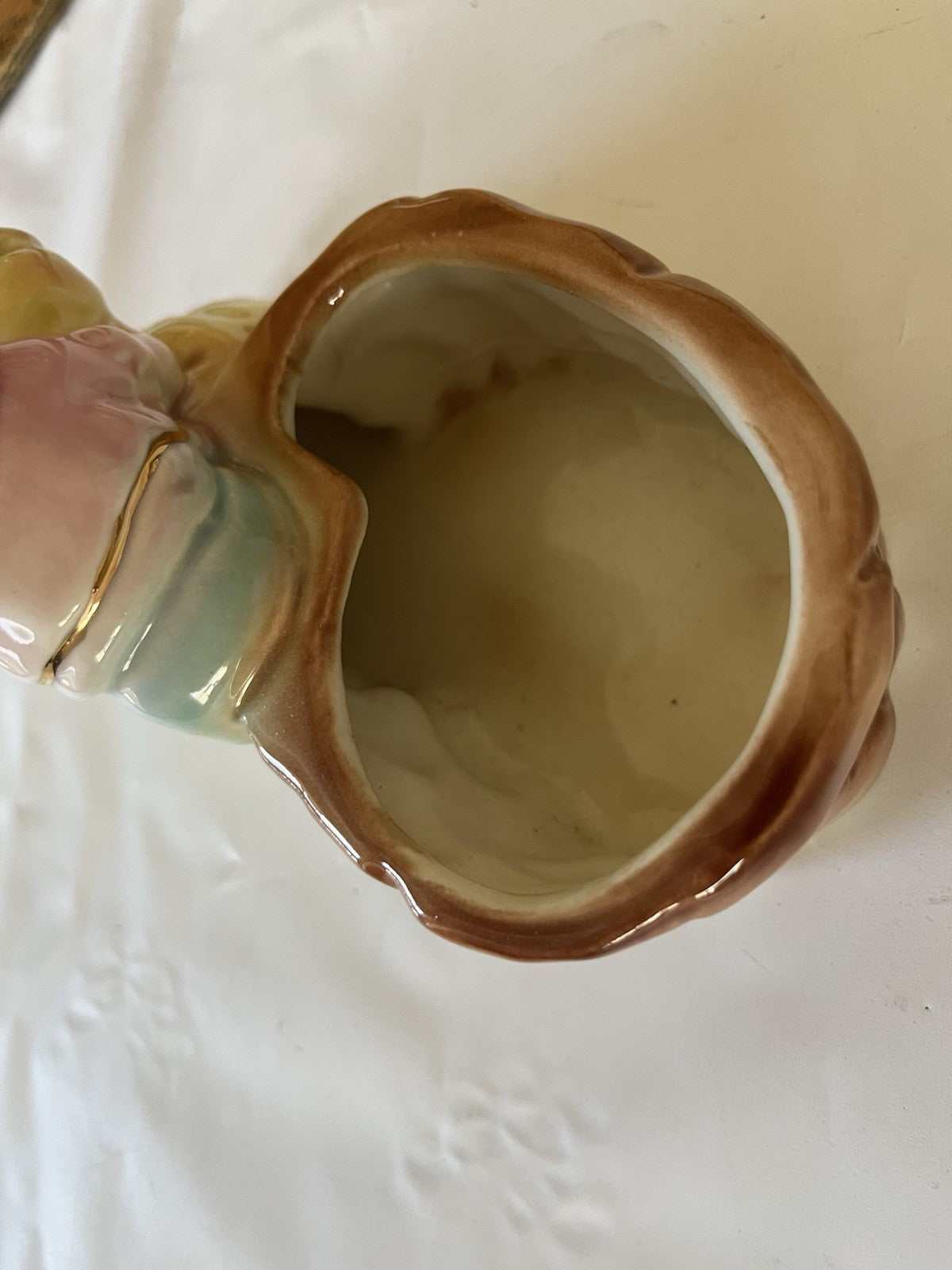 Vintage Kissing Couple Ceramic Planter Hand Painted Boy/Girl. Gold Accent EVC
