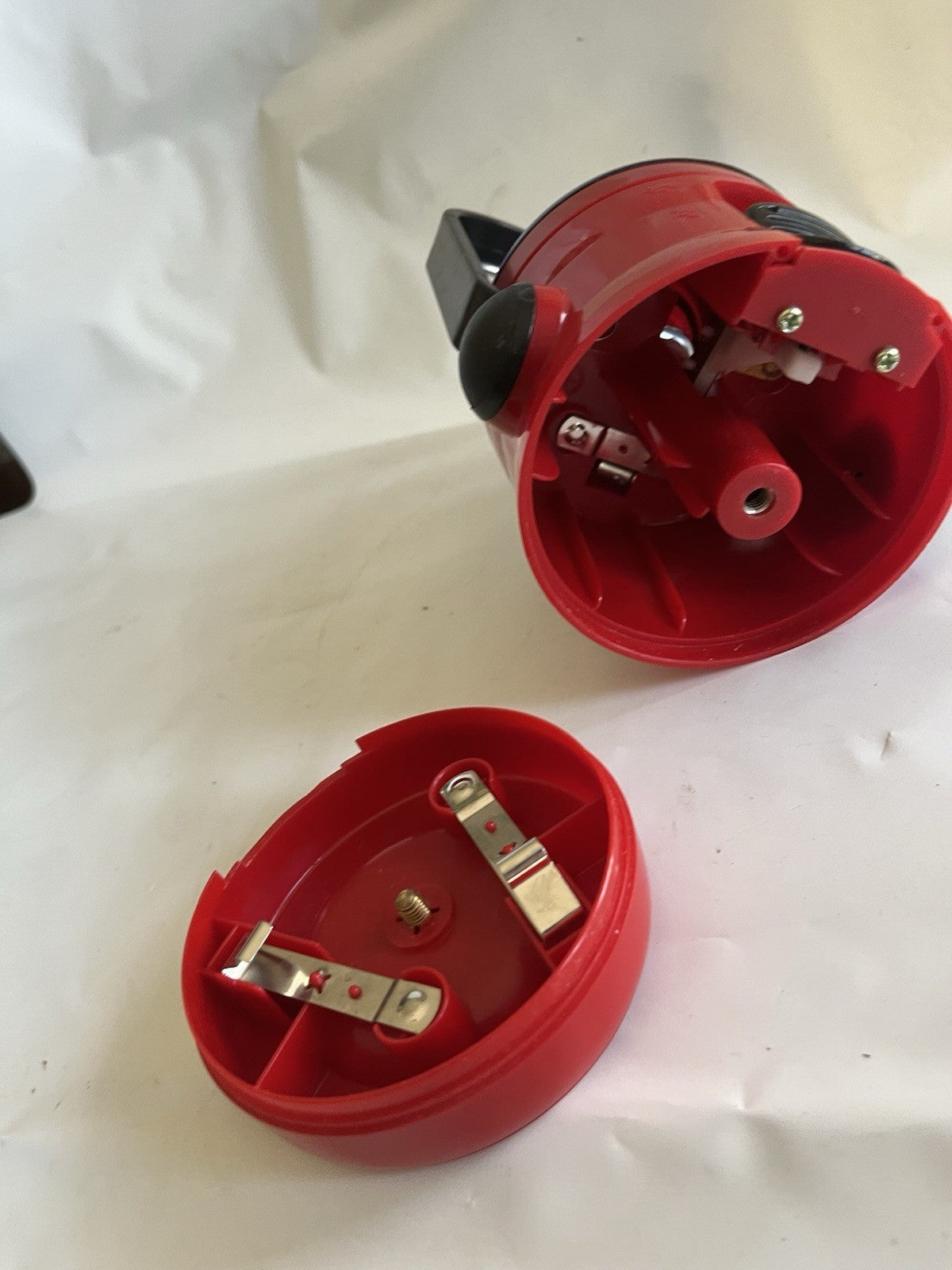 Marlboro Lantern Flashlight Lamp Camping Red With Handle Vintage