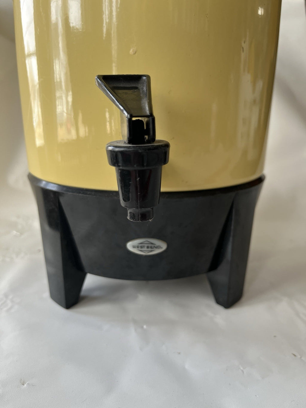West Bend 1960’s 36 Cup Party Perk Coffee Percolator, Cream Colored/Harvest Gold
