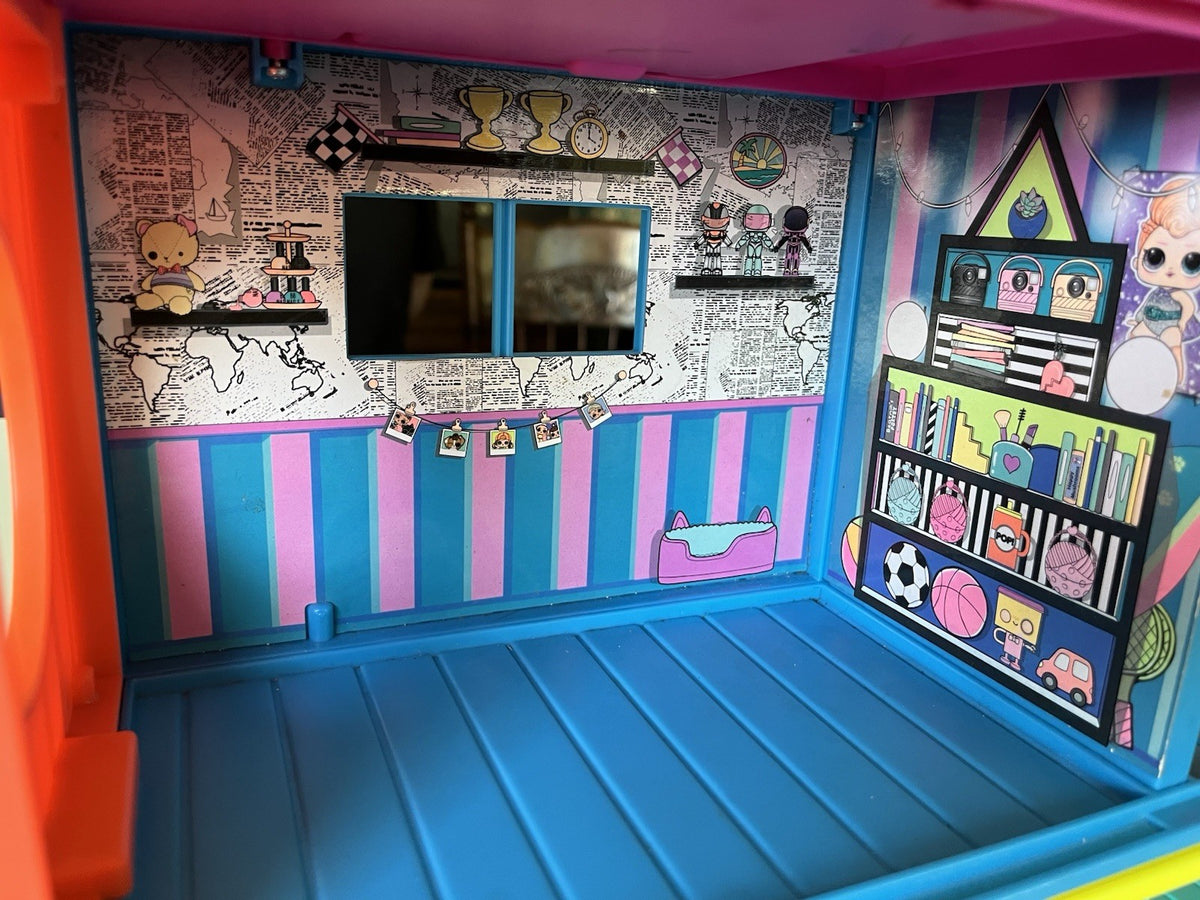 L.O.L. Surprise! Clubhouse Remix Playset Partial Set PHOTOS For Details