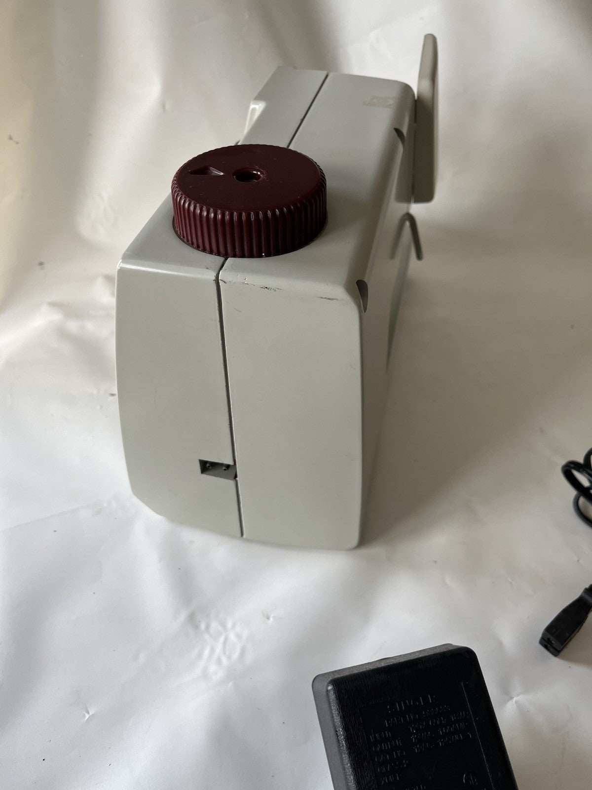 Vintage Singer Tiny Tailor Grey And Maroon Sewing Machine, Works!
