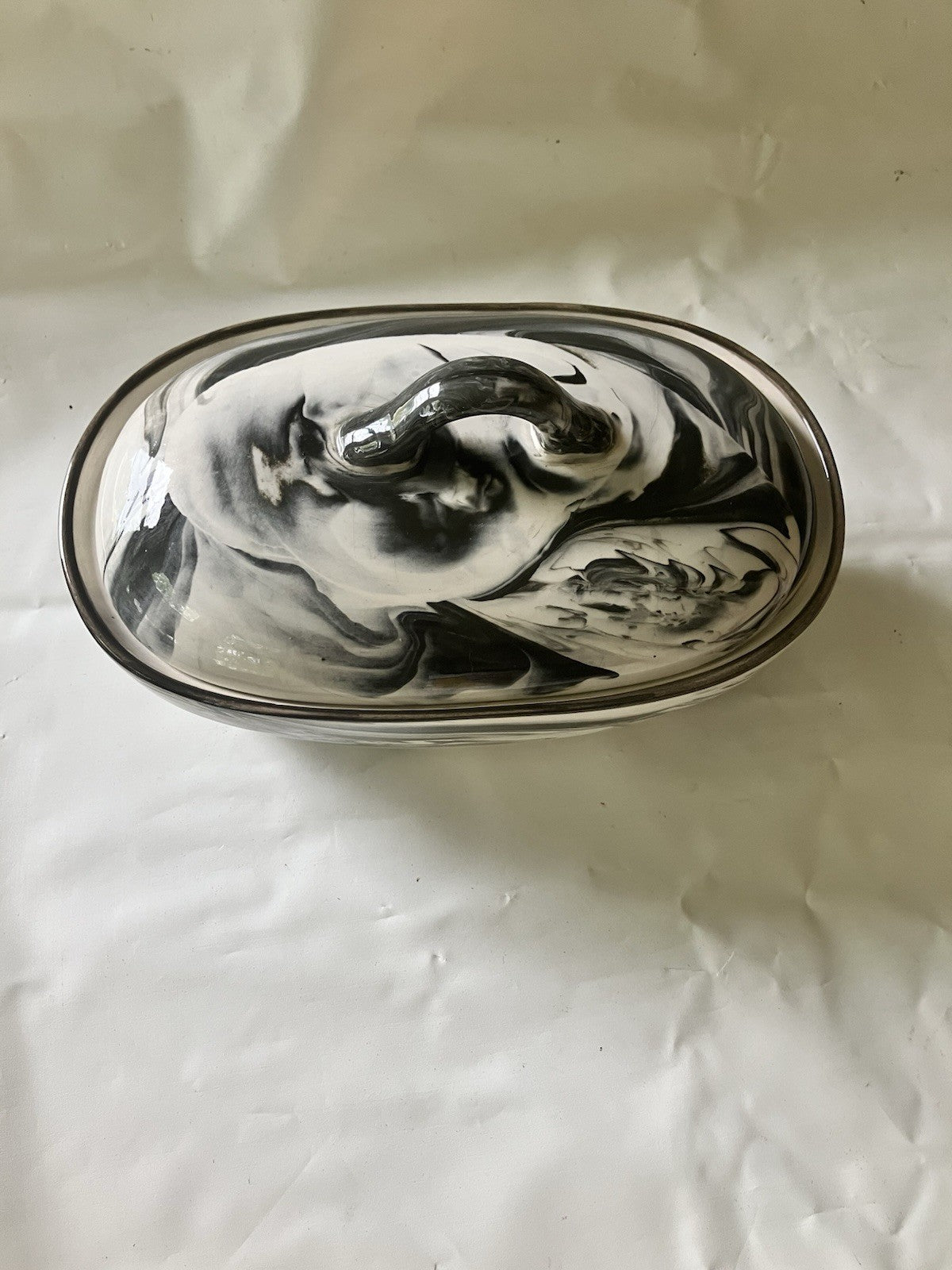 Vintage Black And White Marbled Ceramic Agateware 9” Oval Casserole W/ Lid