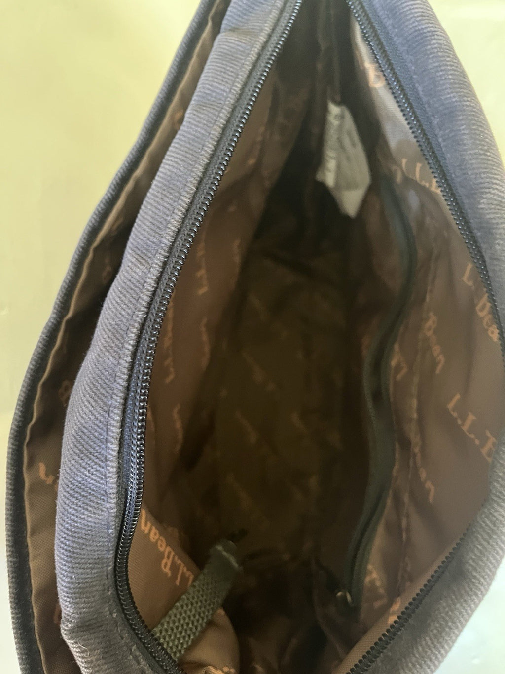 LL Bean Waxed Canvas Crossbody Bag Navy Blue and Brown Leather Logo Liner Medium