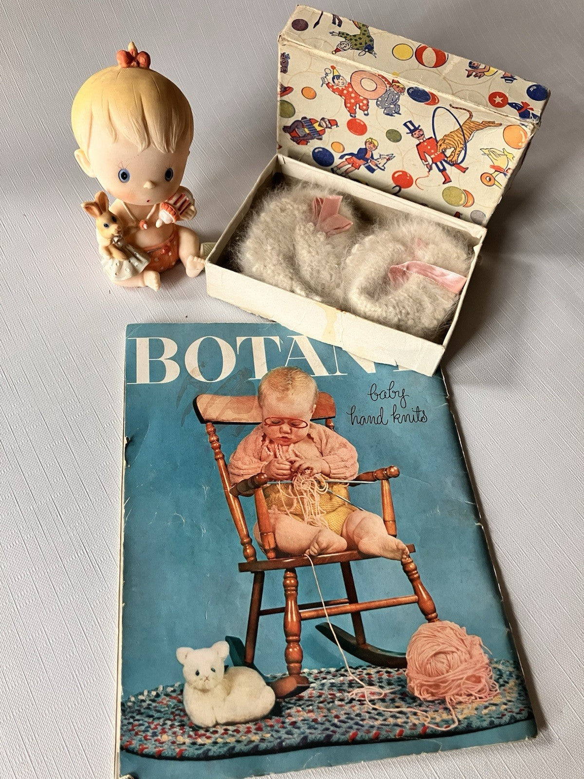 Vintage 1950s Baby Fine Anklets, Figurine And Botany Magazine
