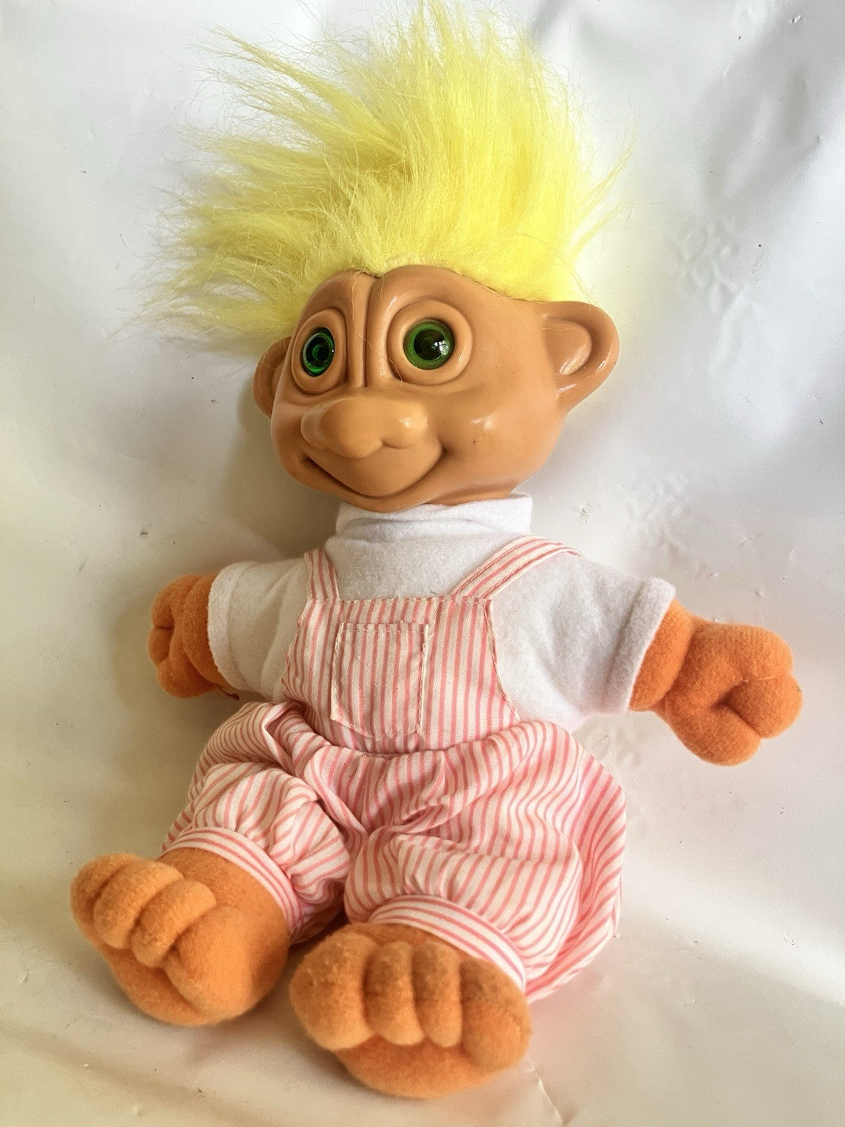 Vtg. 1992 Soma Glo Troll Doll; Light Up Green Eyes W/ Yellow Hair. Pink/white