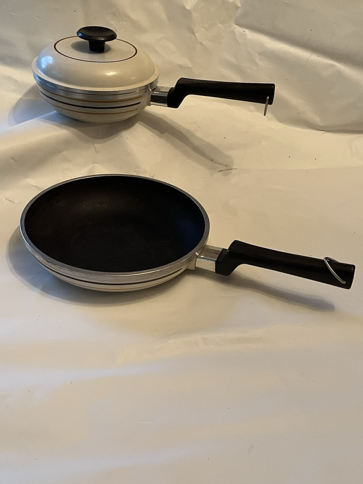 Vintage Regal Ware Cast Aluminum 1 quart w/ lid And 8” Pan cream color & stripes