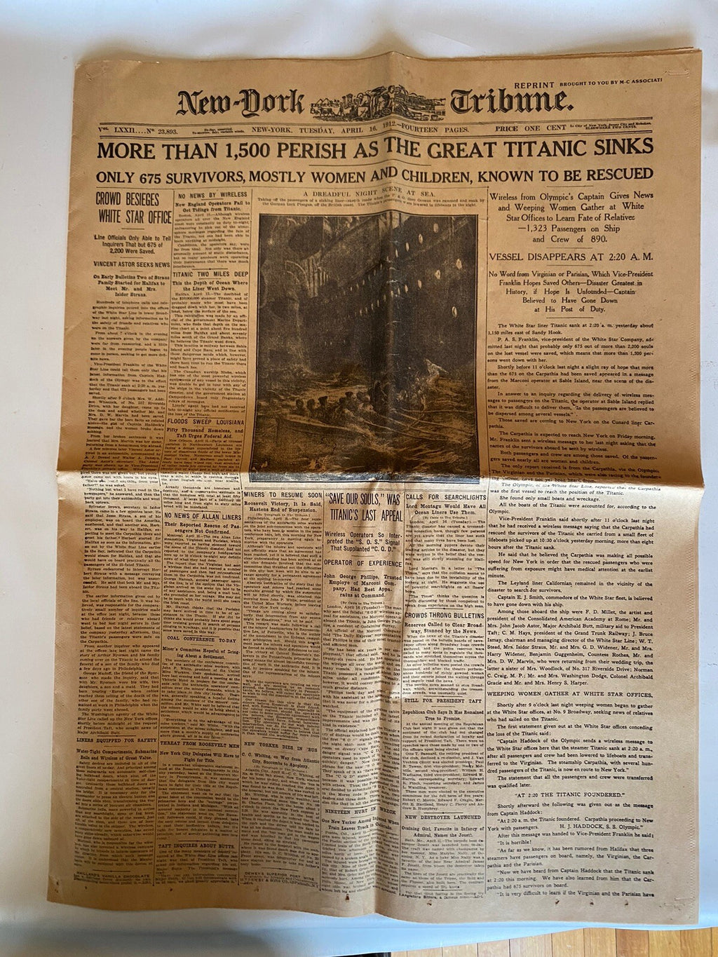 Titanic Sinks!  New York Tribune Newspaper April 16, 1912 Reprint