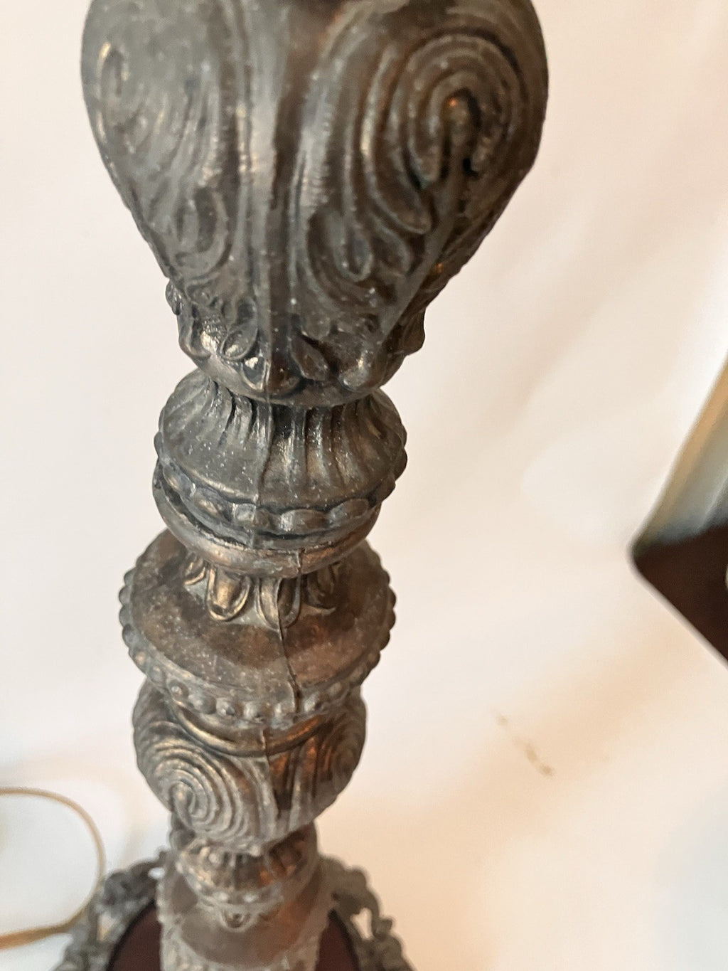 Vintage Accurate Casting Inc. Electric 23” Lamp, Works!