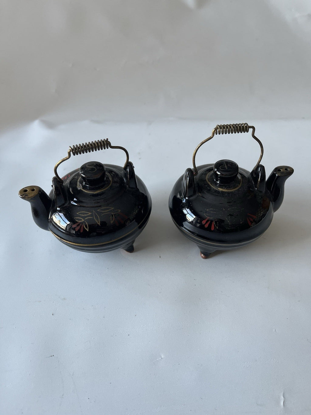 Japanese Brown Ceramic Tea Kettle Hand-painted Rooster Salt/Pepper Shakers
