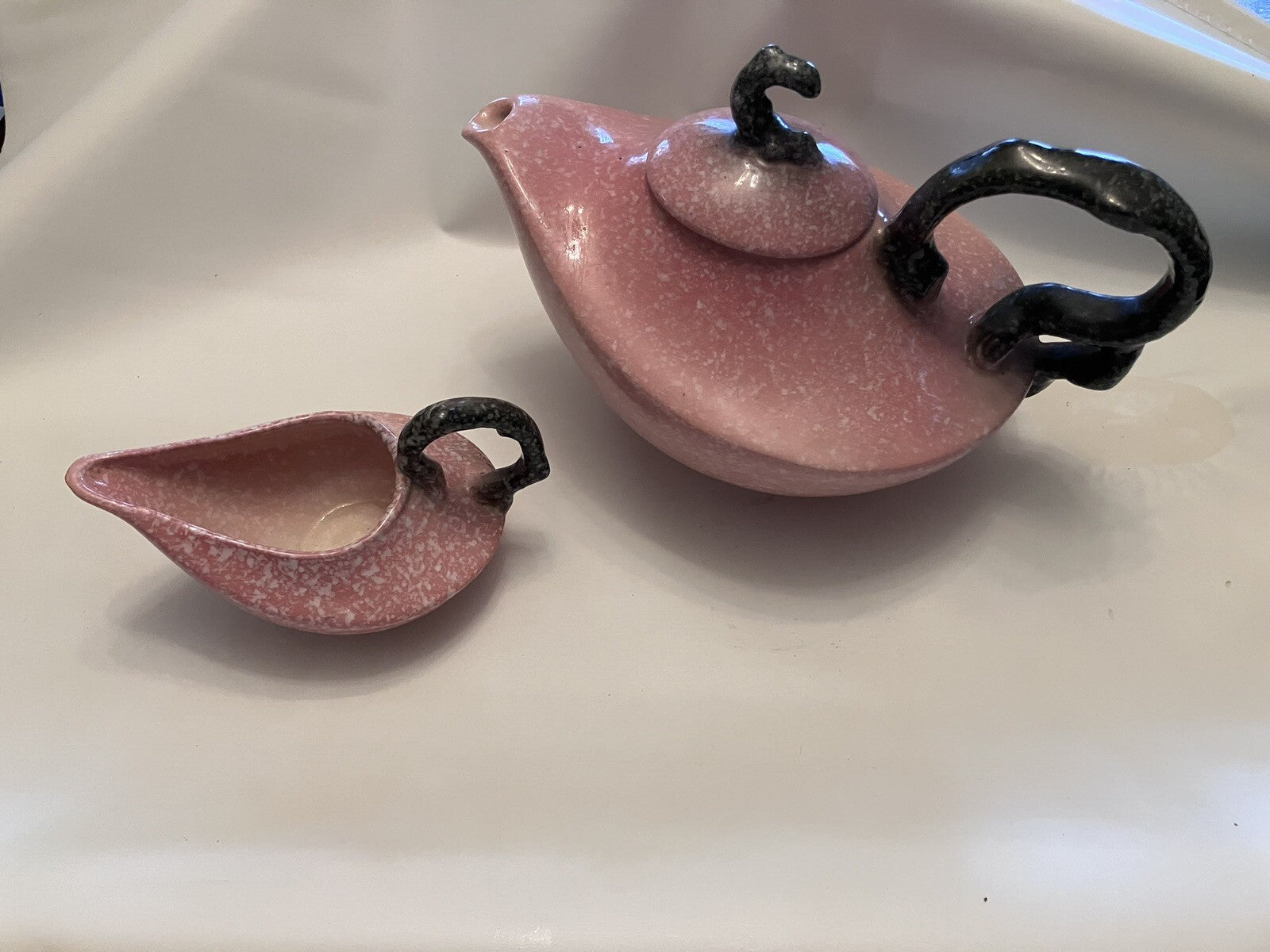 Vintage Hill Royal Pink & Black Genie Lamp Tea Pot and Creamer EVC