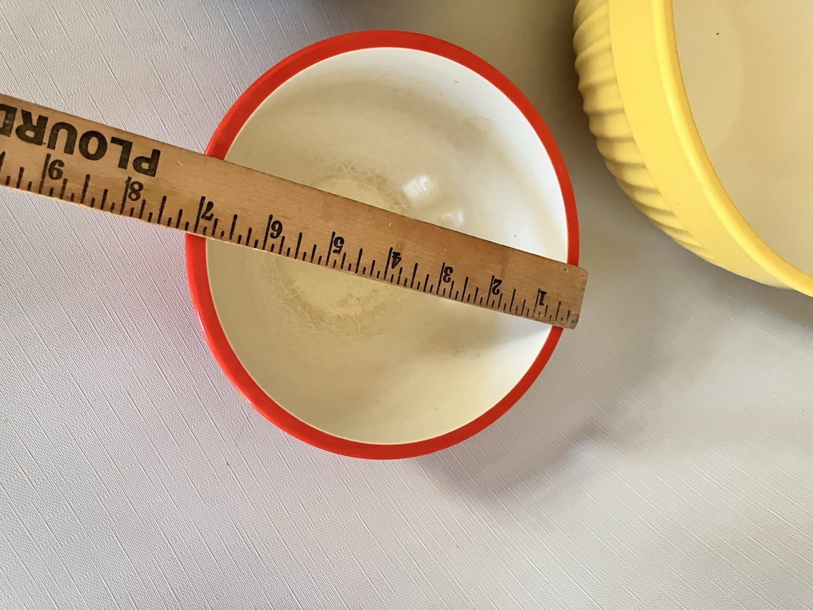 Vintage Melamine Mixing Bowls And NWB 11 Pc Measuring Cups