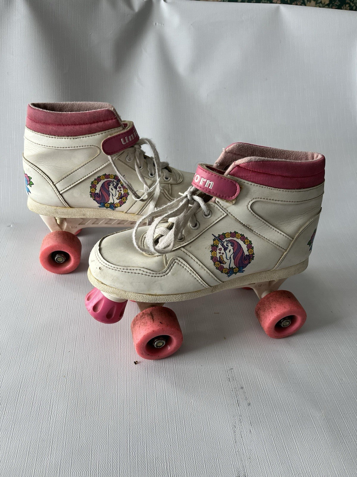 Vintage JC Penny Girl Unicorn Roller Skates Youth Size 4