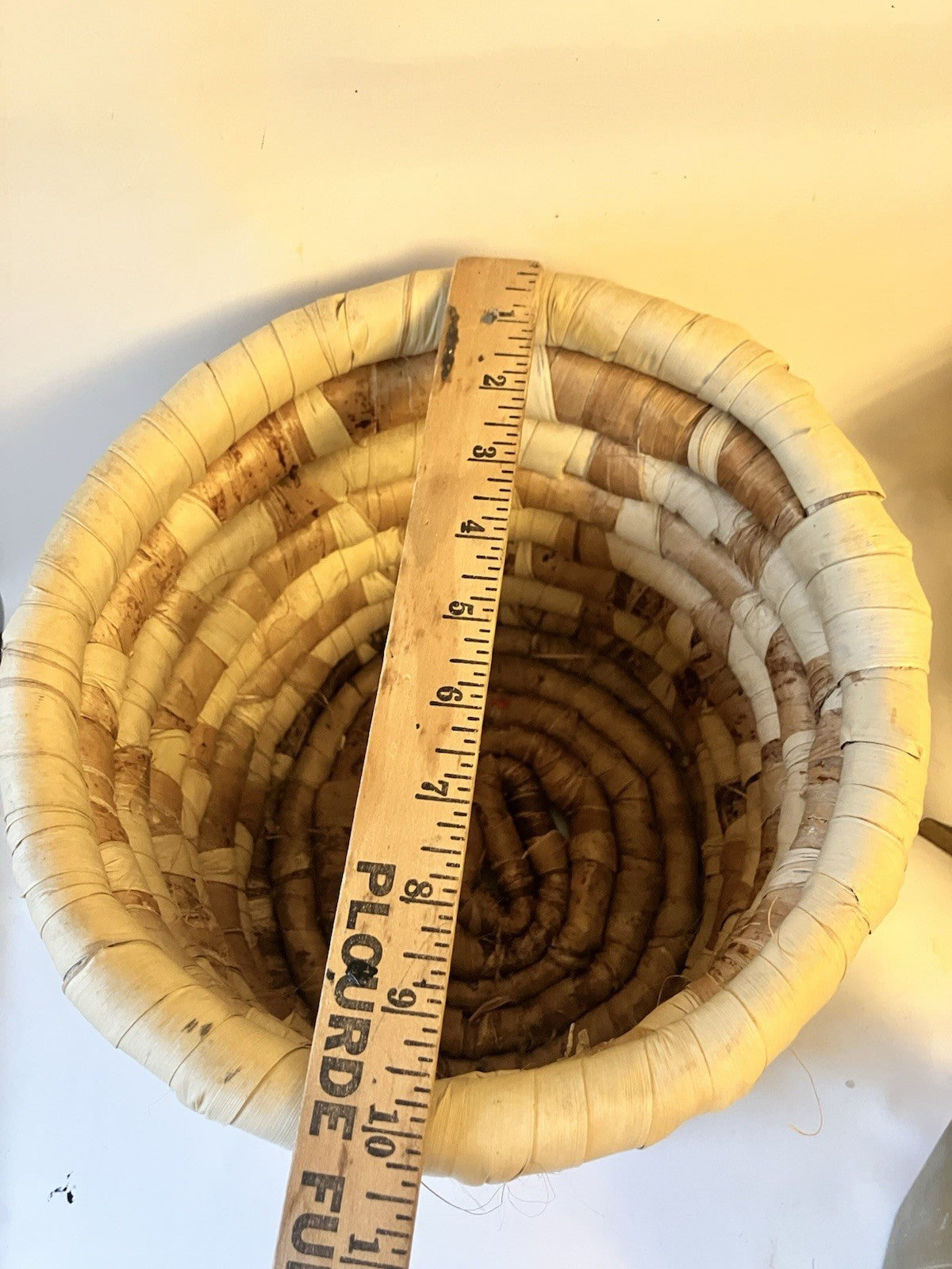 Vintage Chunky Maize Cornhusk Woven Planter/ Basket; 9” Tall And 9.5” Diameter