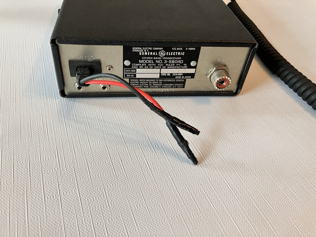General Electric CB Radio Model 3-58040 40 Channel PLL System With Handheld