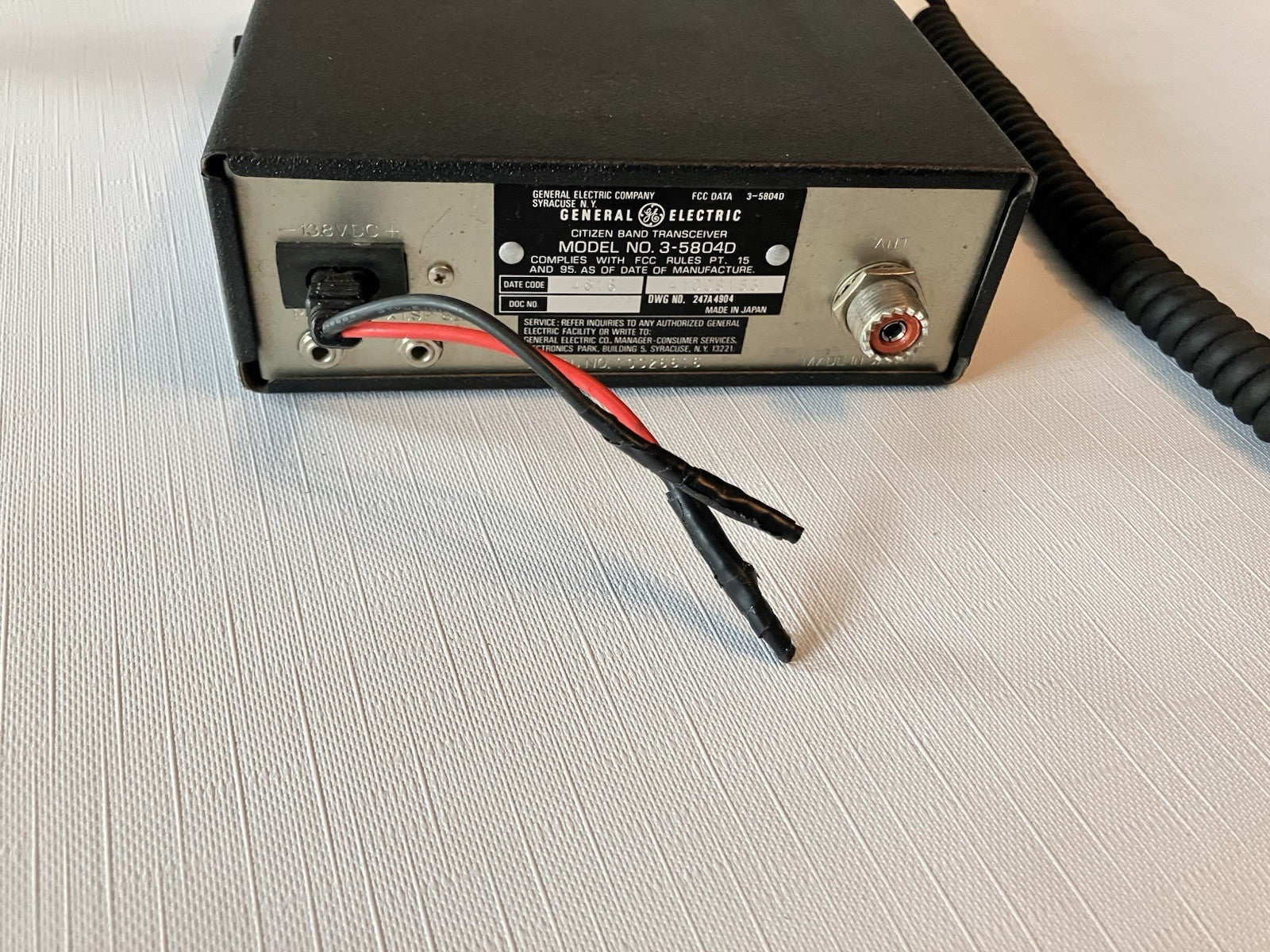 General Electric CB Radio Model 3-58040 40 Channel PLL System With Handheld
