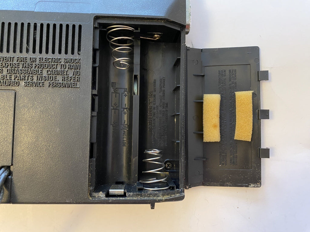 General Electric Radio Model 7-28500 Working New Antenna
