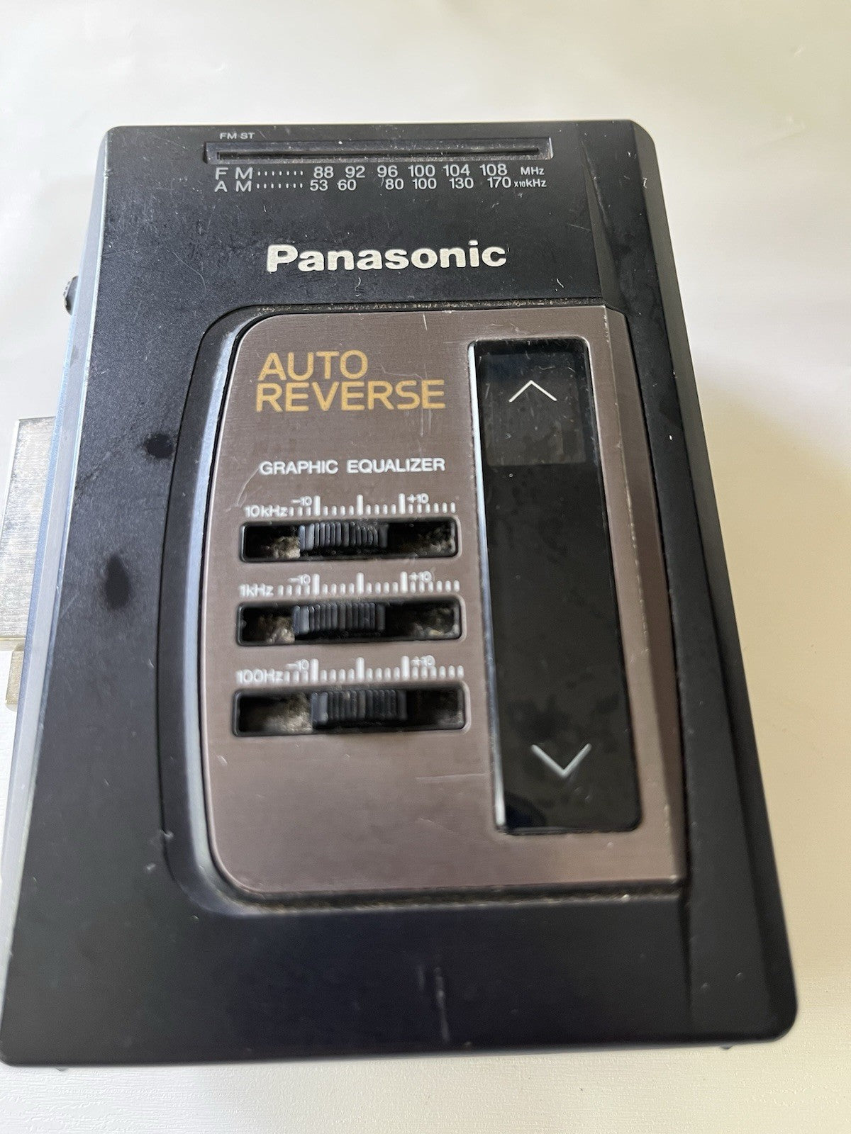 Panasonic RQ-V151  Portable AM / FM / Auto Reverse Cassette Player Works!!