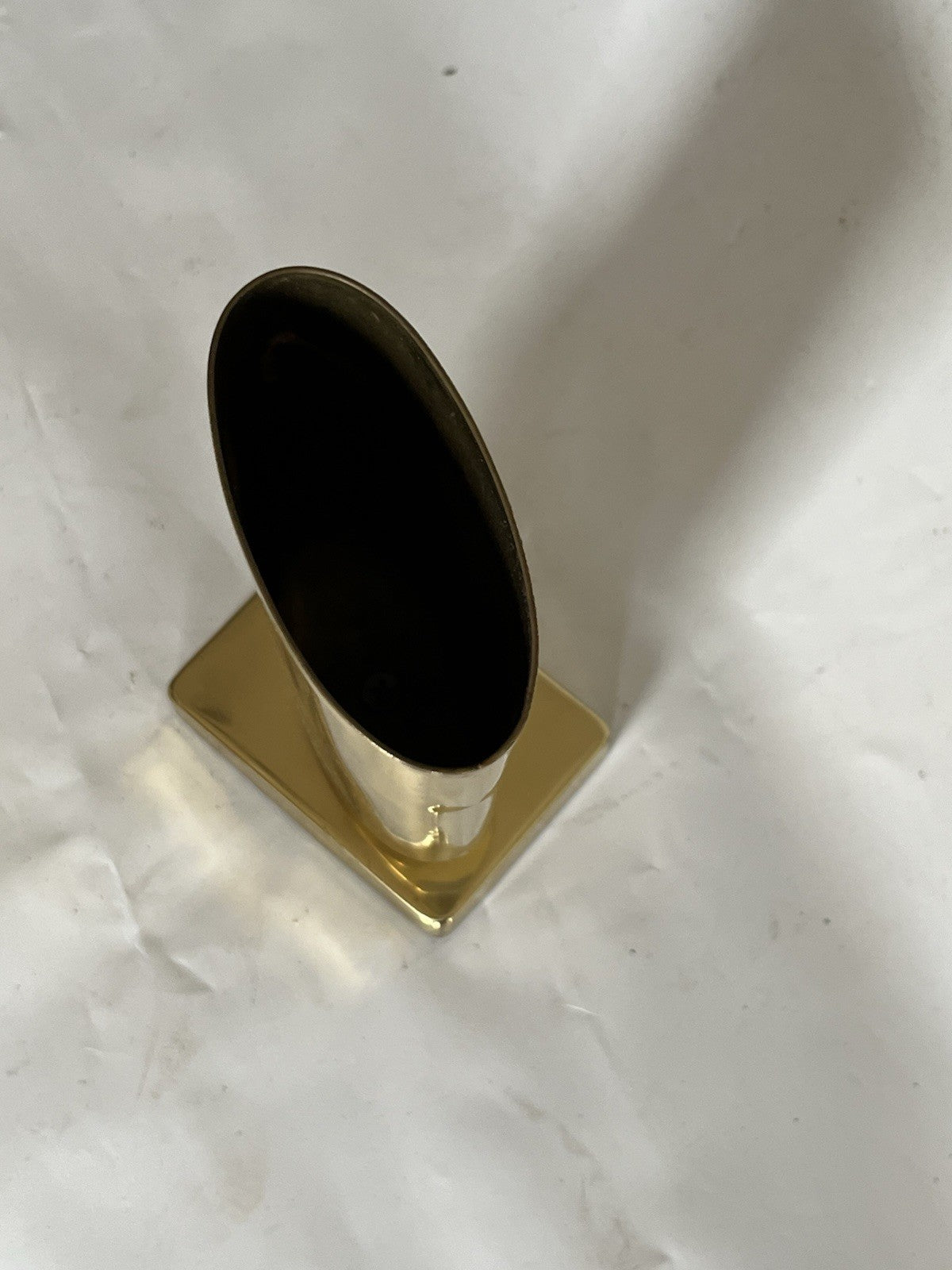 Vintage MCM 4.5” Tall Oval Gold Tone Desk Pen Holder With Red Felt Bottom
