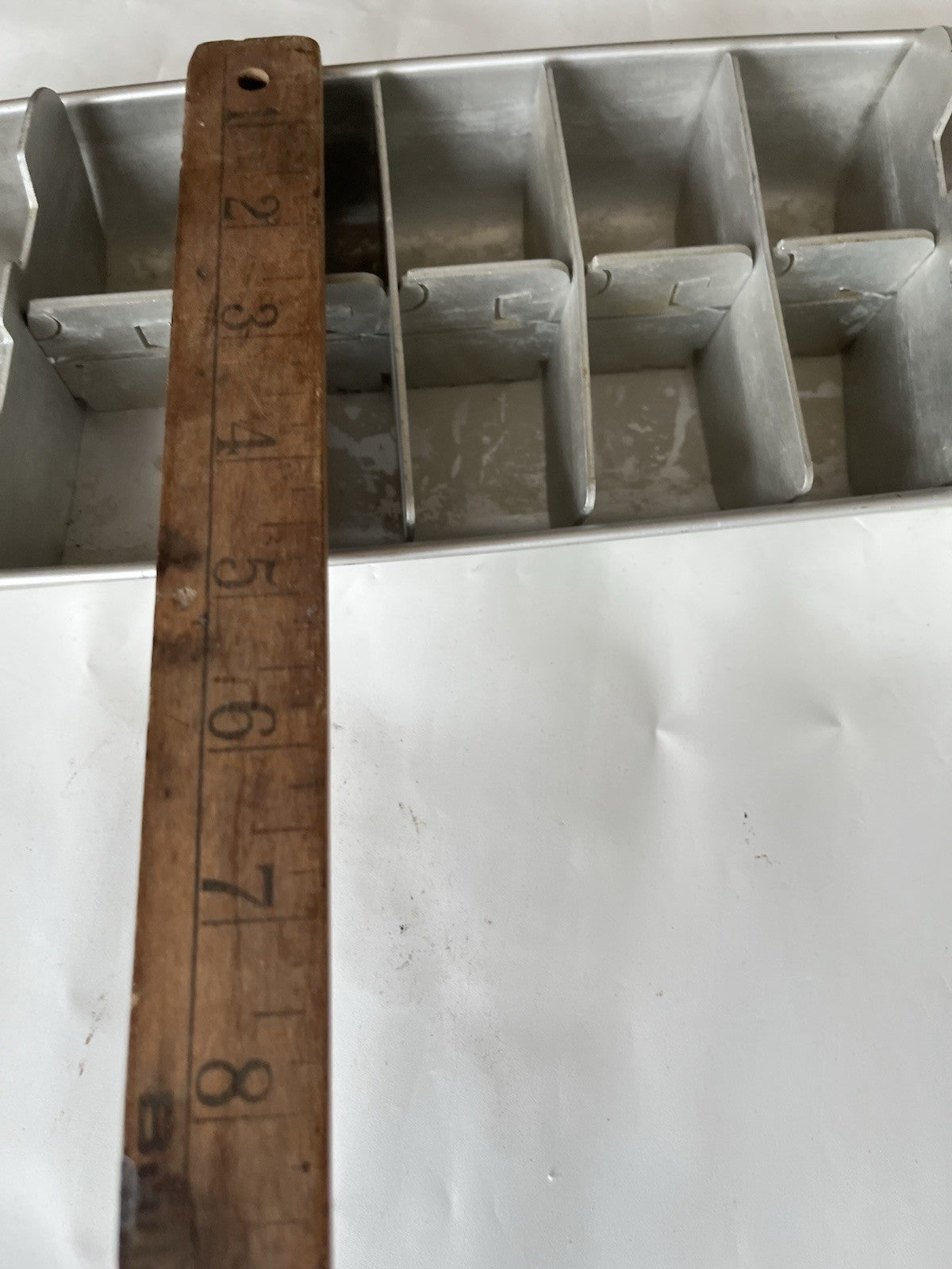 Vintage General Electric Metal Aluminum Ice Cube Tray
