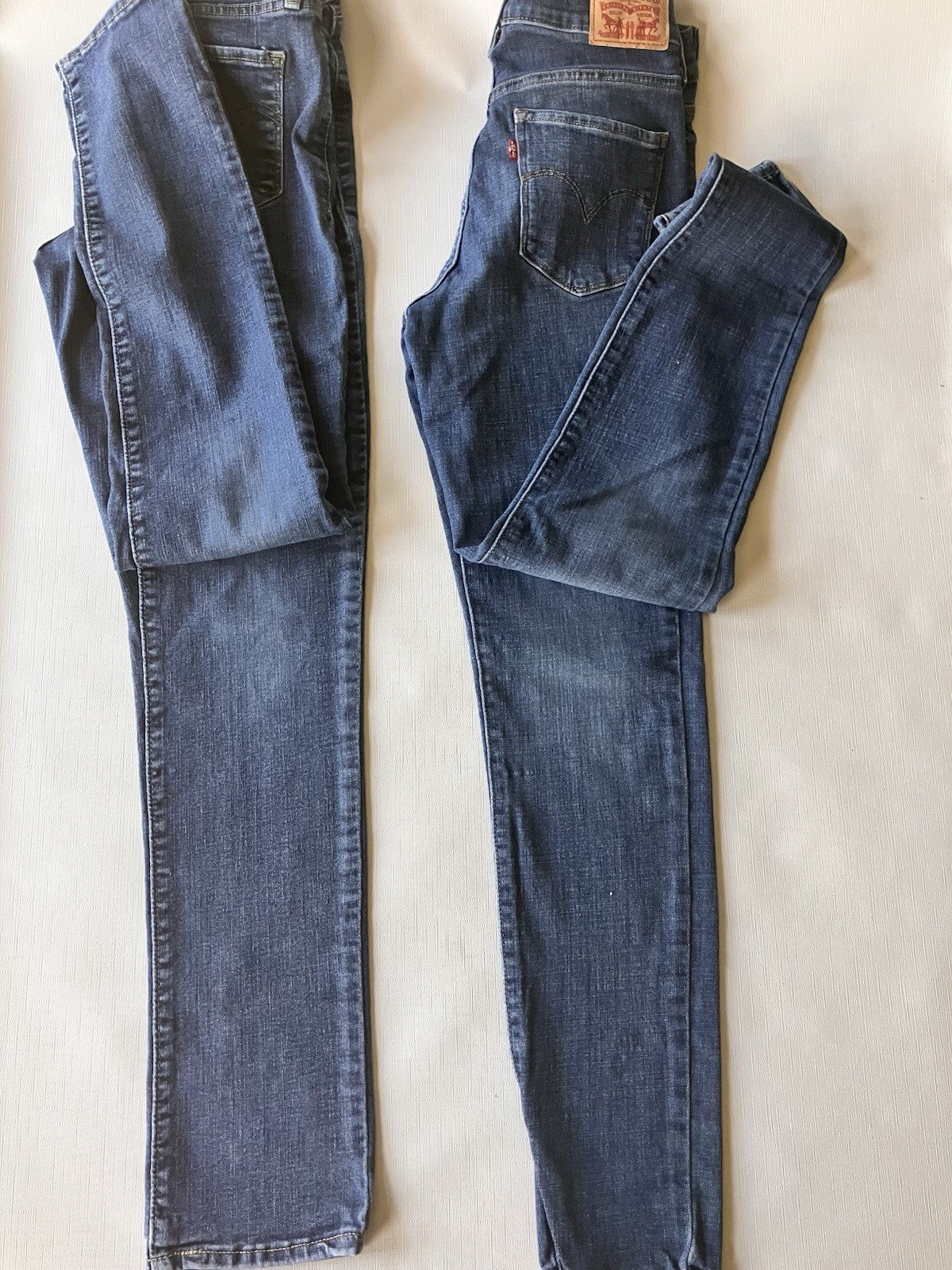 Pair Of Levis Women’s 27x30/ 28x30 Skinny Jeans