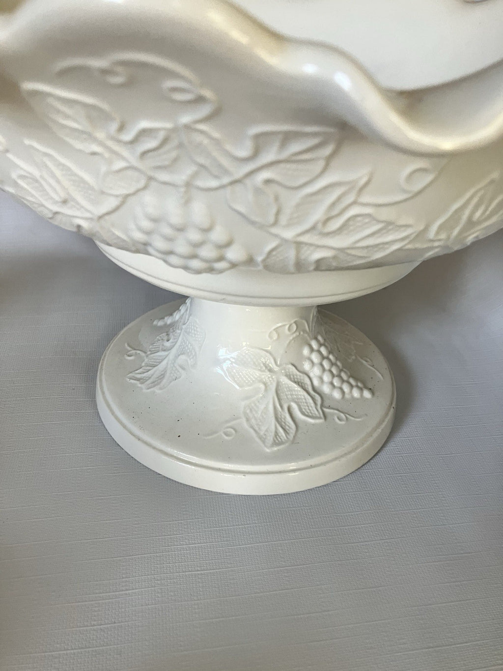 Vintage 1969 White Ceramic Harvest Emodied Pedestal Fruit bowl