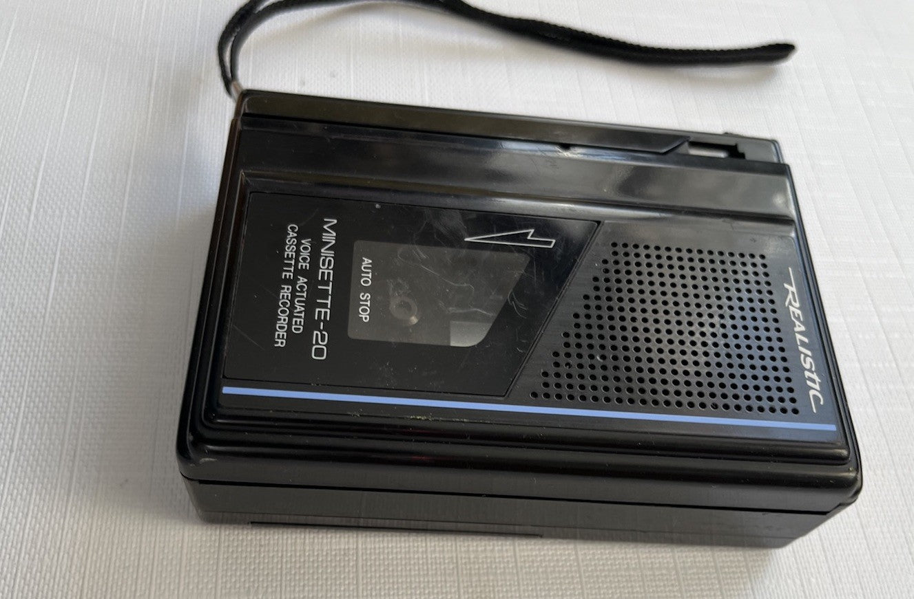 Realistic Co. Minisette-20 Voice Actuated Cassette Tape Recorder 14-1055B Tested