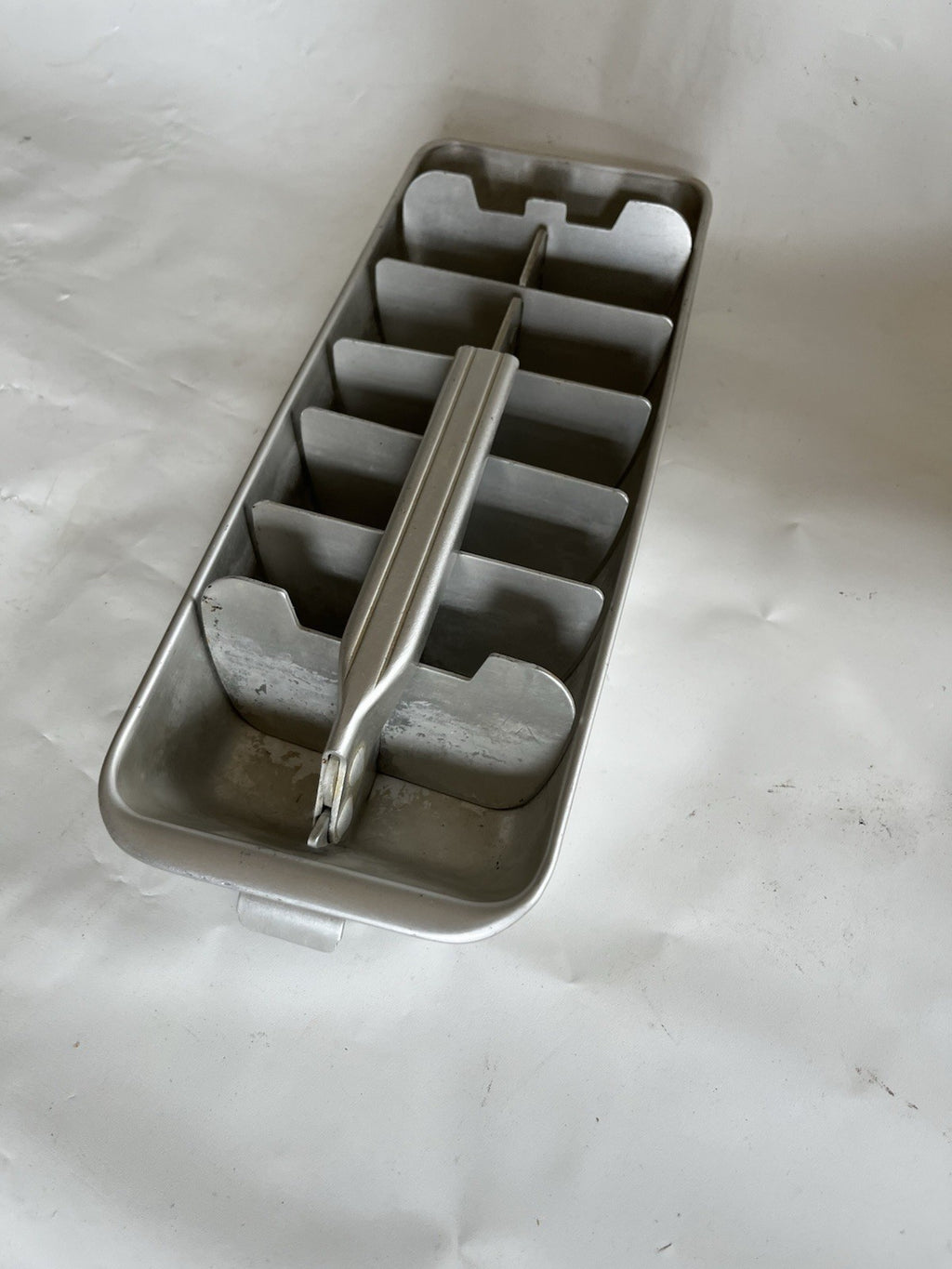 Vintage General Electric Metal Aluminum Ice Cube Tray