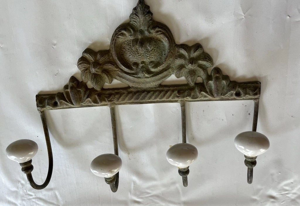 Vintage Styled Cast Iron Metal And Porcelain Wall 4 Hooks; 8”x6” Ornate Details