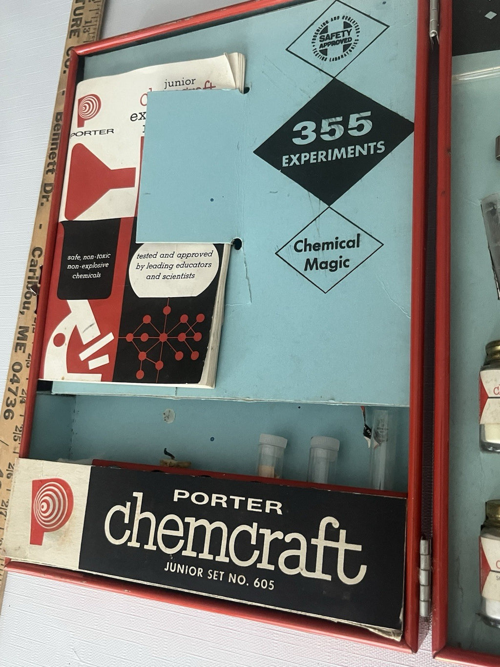 1950s Porters Chemcraft Home chemistry kit; original testing material, book.