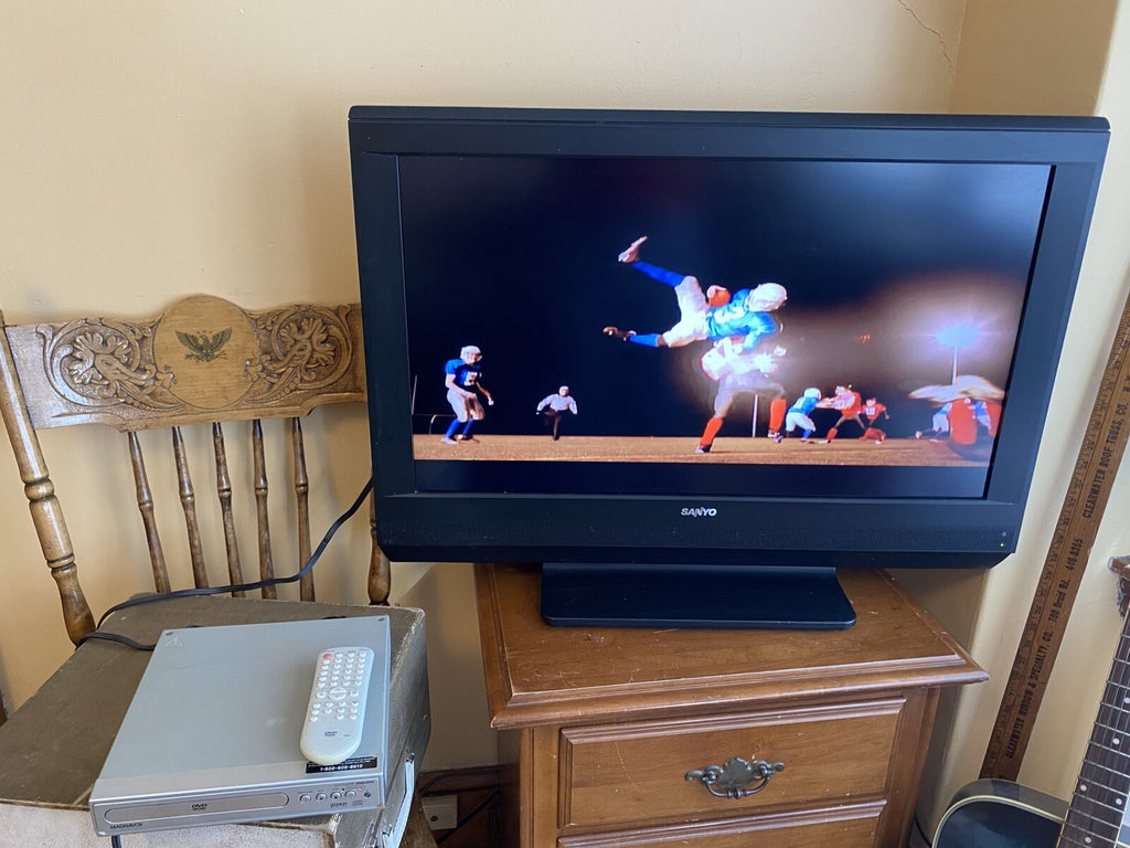 Magnavox DVD Player Dolby Digital MWD200G - Tested & Working With Remote!!