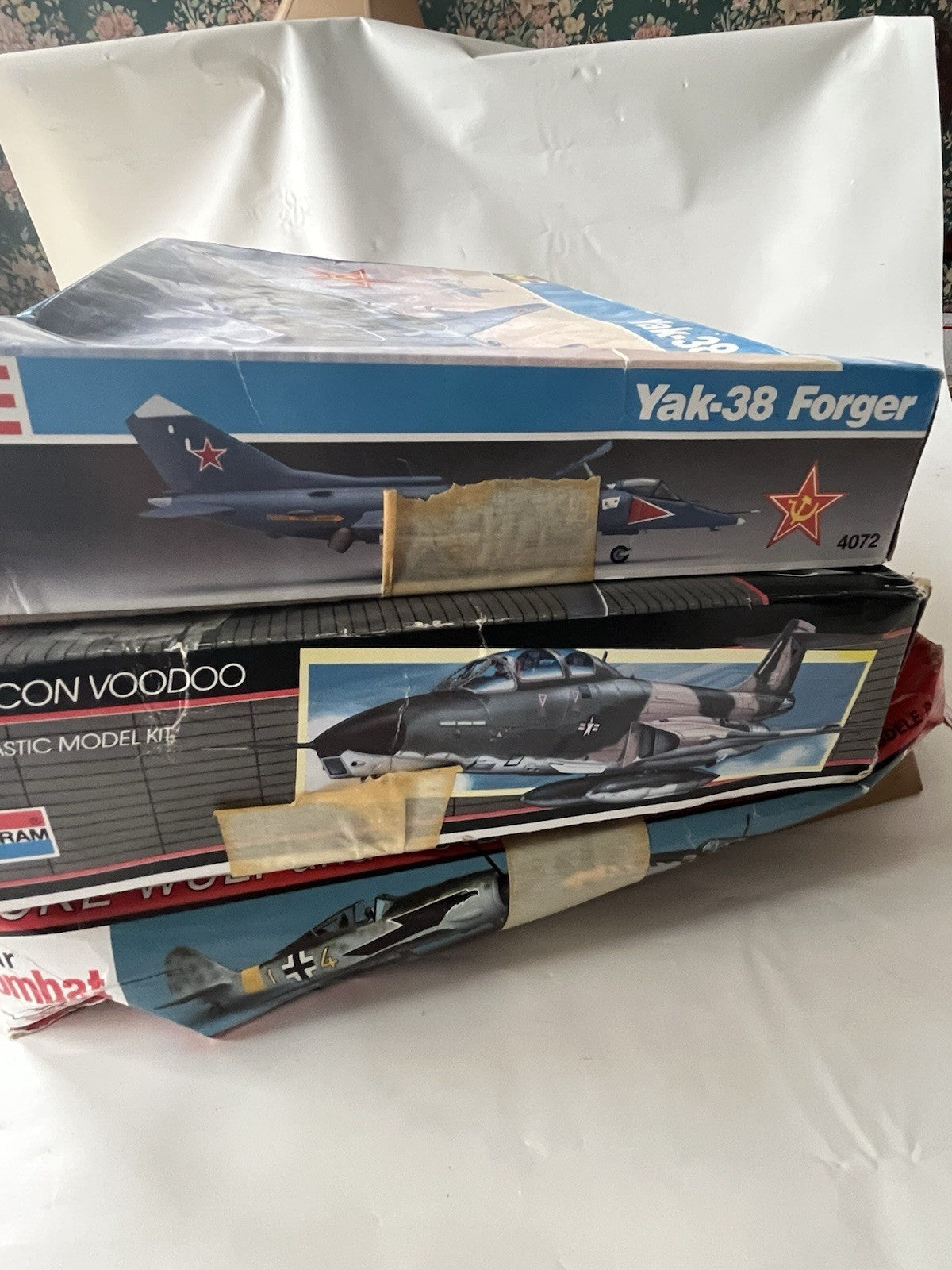 3-Vintage Model Kits  RF-101B Recon Kit; Reveal Yak-38 Forger; P-51B 1:48 Scale