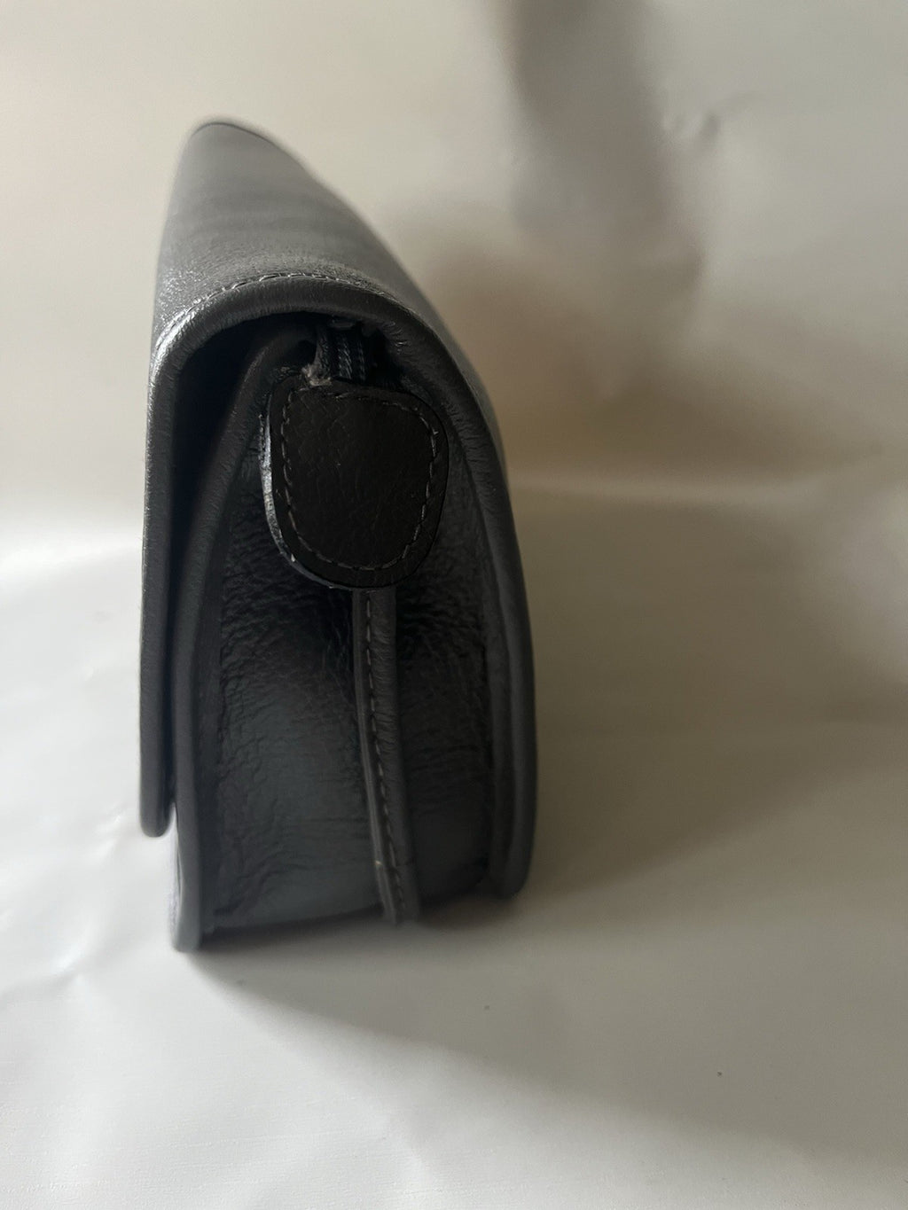 NOS 90’s Talbots Gray Crossbody Leather Bag-Made In Italy