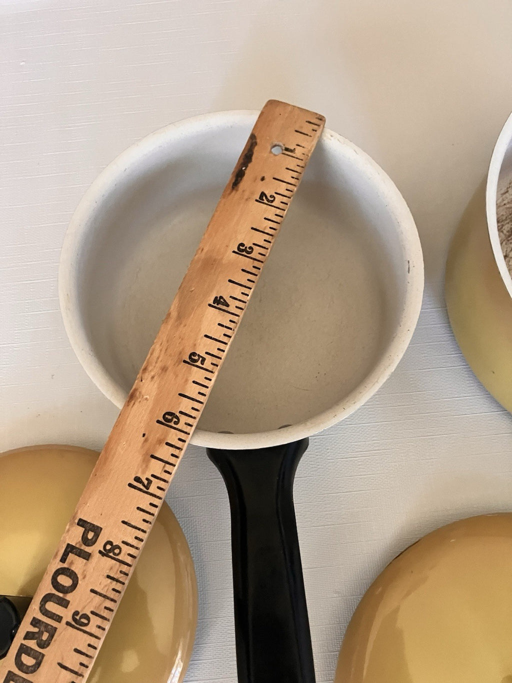 2 Vintage Off Light Yellow Aluminum Sauce Pans With Original Lids; EVC