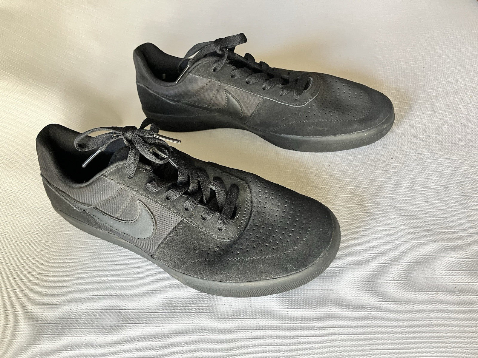 Size 8 - Nike Retro GTS Triple Black; NWOB