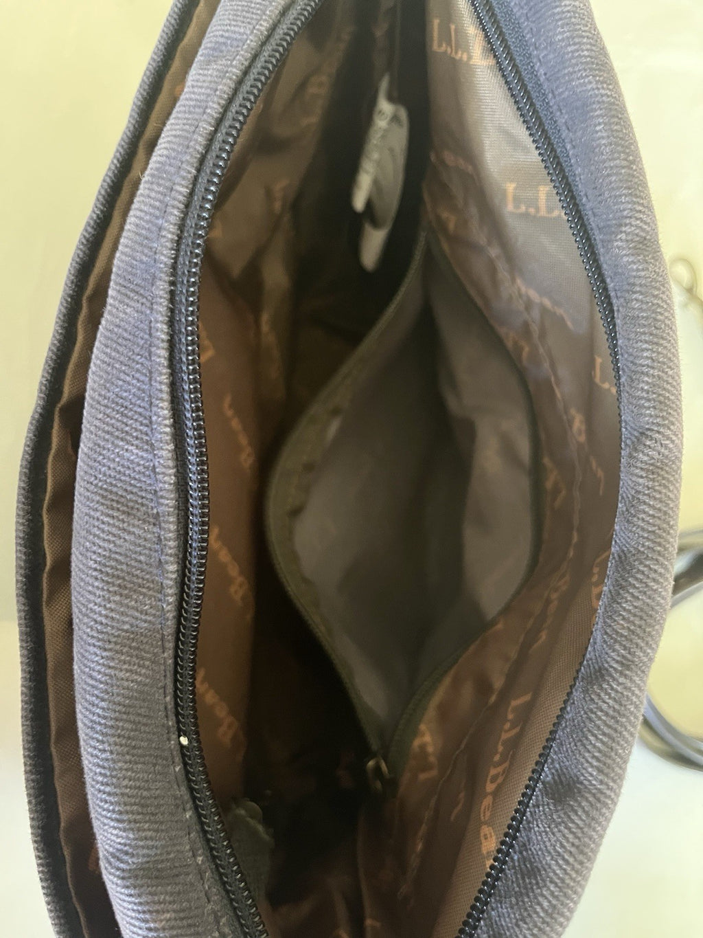 LL Bean Waxed Canvas Crossbody Bag Navy Blue and Brown Leather Logo Liner Medium